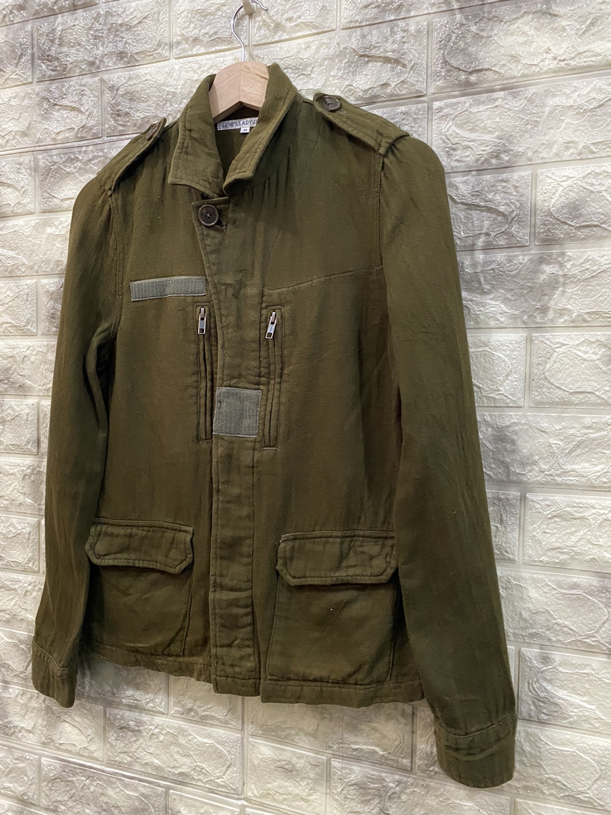 levi’s Military Jacket Lady Style - 3