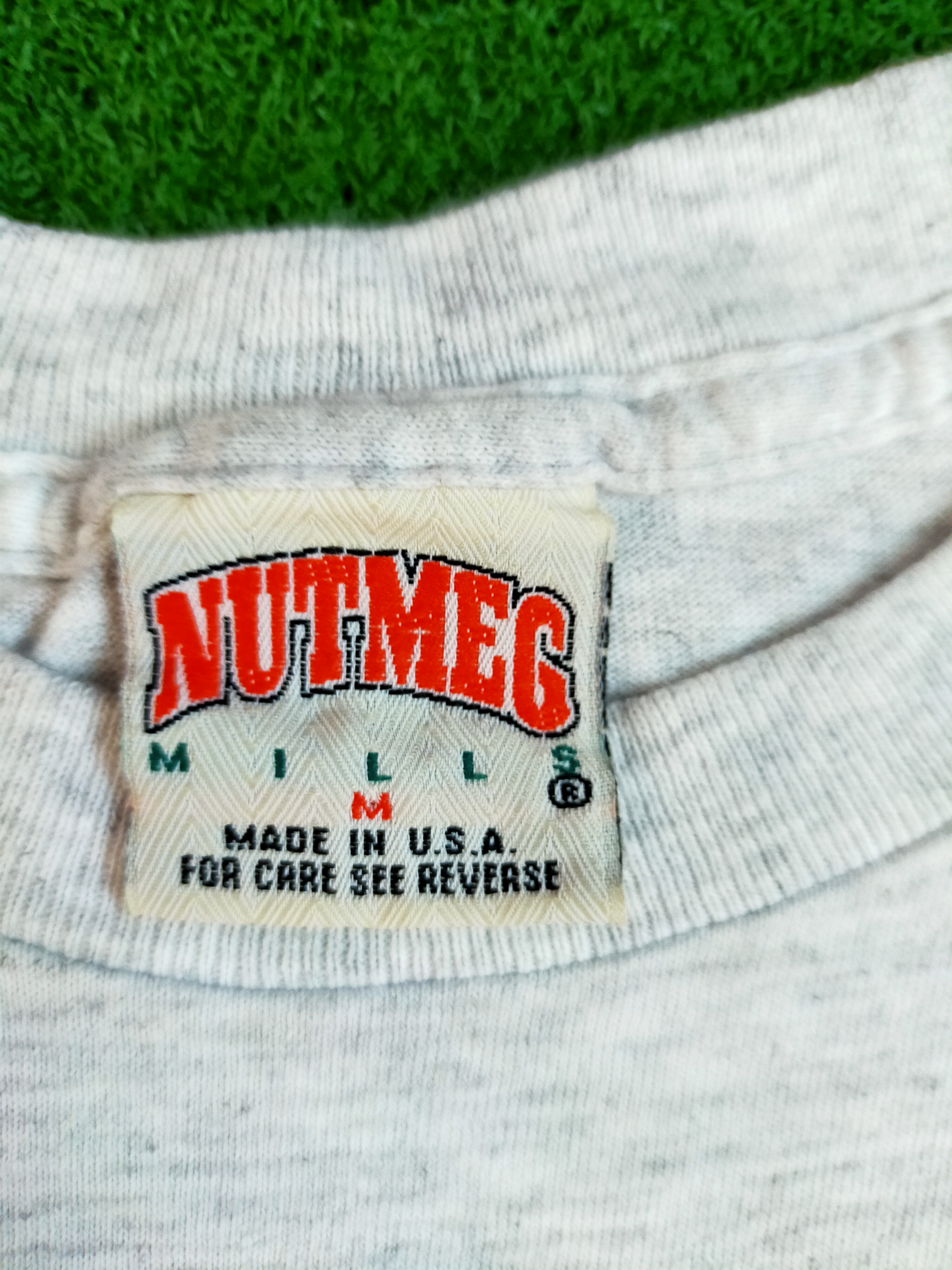 Nutmeg - VINTAGE MIGHTY DUKS NUTMEG MILLS T-SHIRT - 14