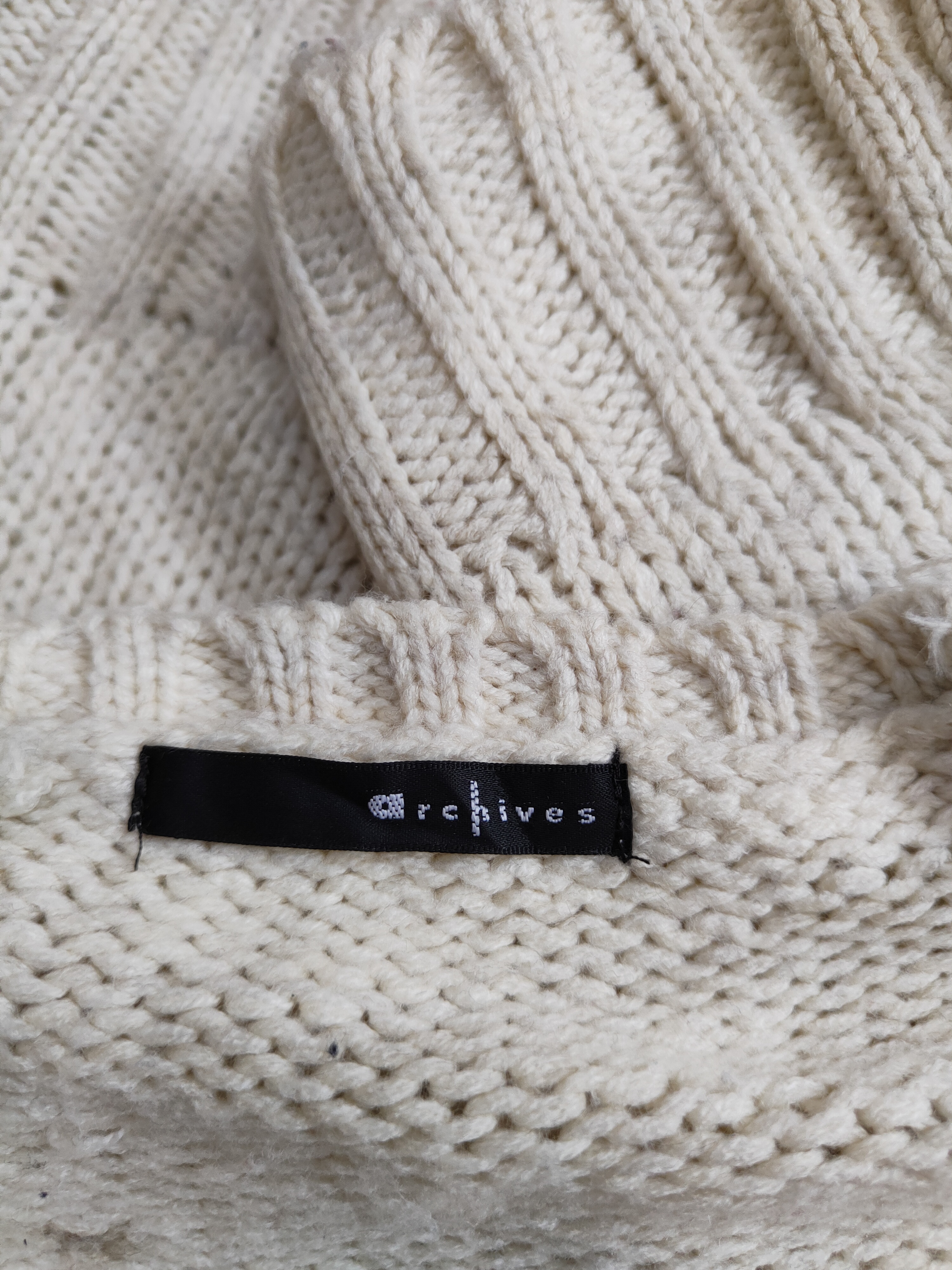 Japanese Brand - Archives White Knitwear Sweater Damage With Stain - 11