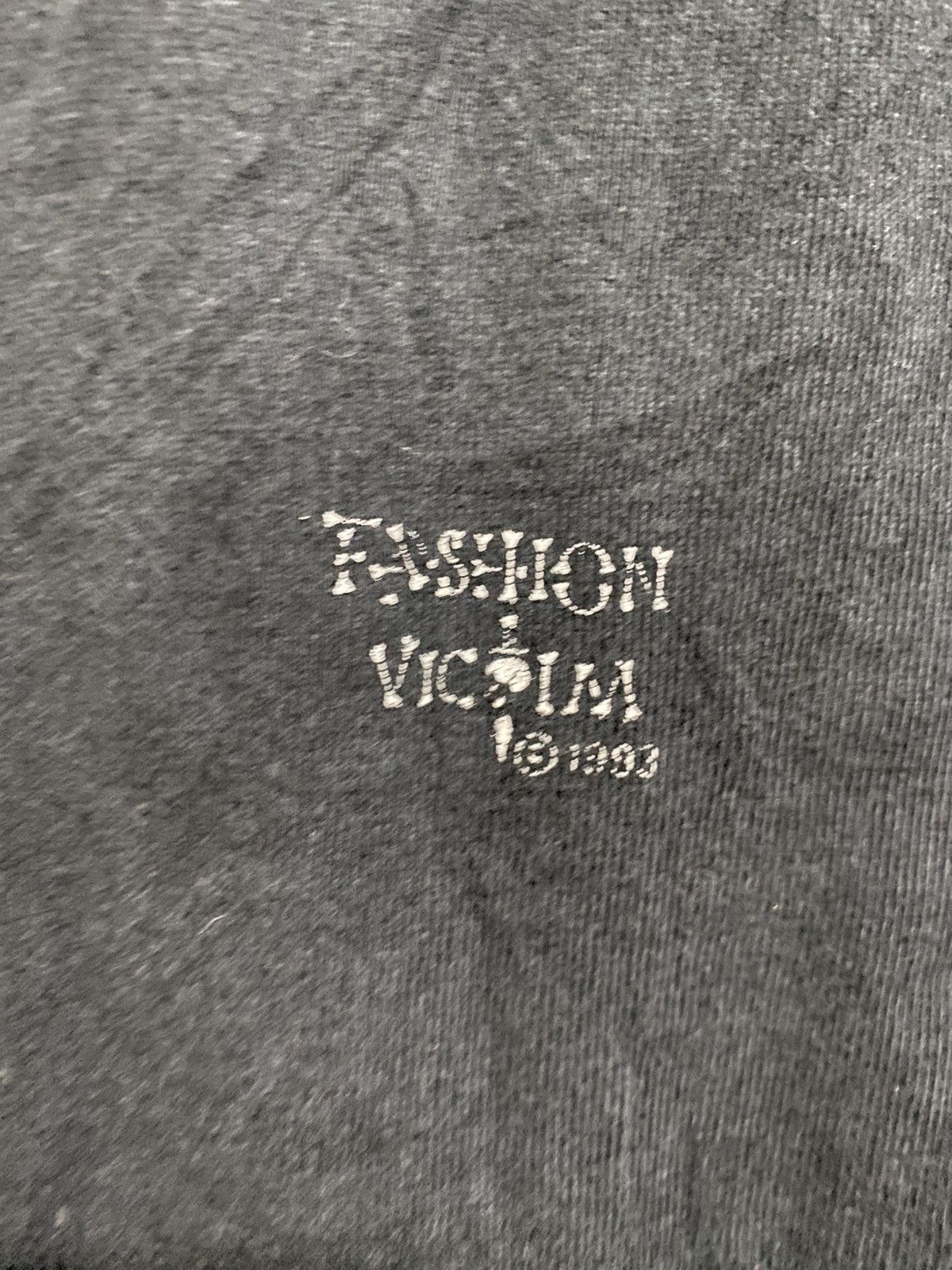 Vintage 90’s Tin And Yang Fashion Victim Tshirt - 3