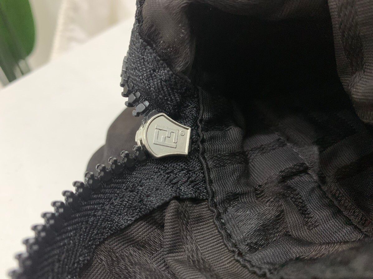 Authentic vintage Fendi black zucca travel bag large saiz - 20