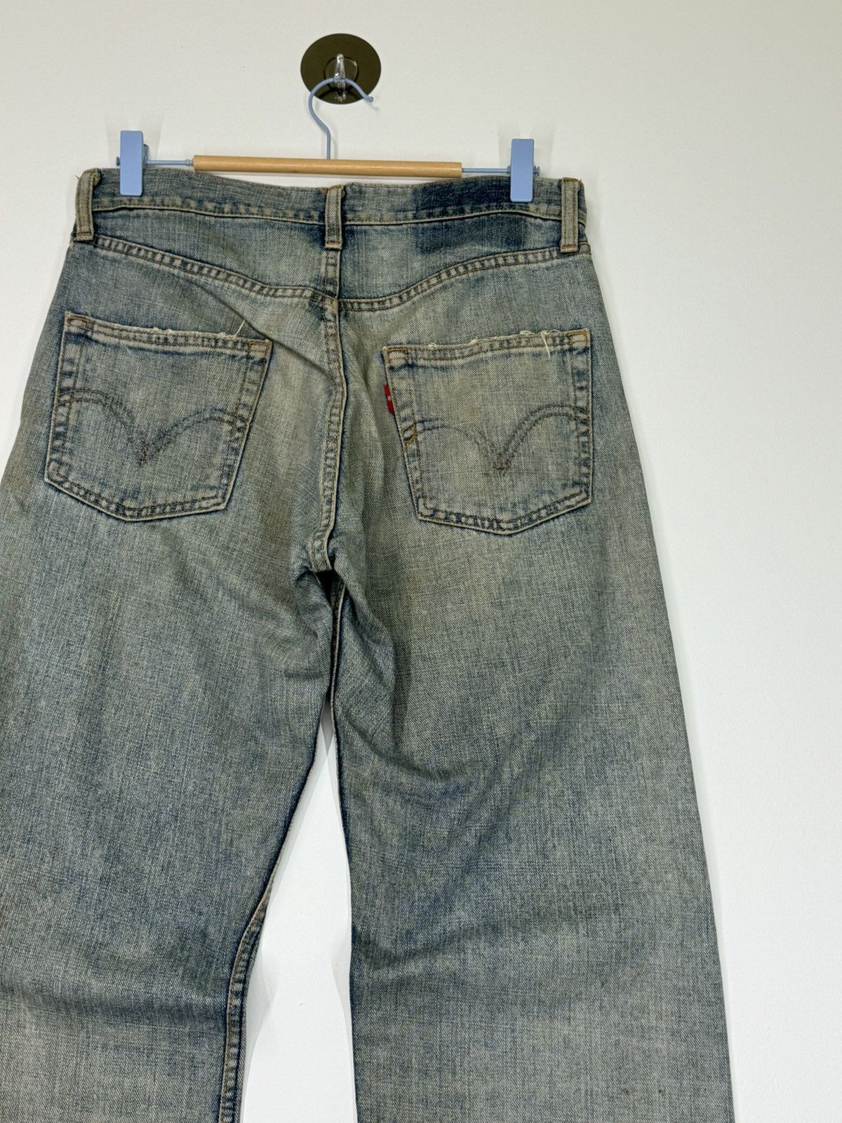 VINTAGE LEVIS 534 MUD WASH DISTRESSED JEANS - 10