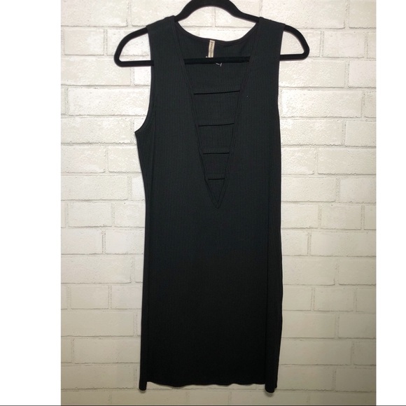 LF Emma + Sam Ribbed Deep V Ladder Body-con Dress - 2