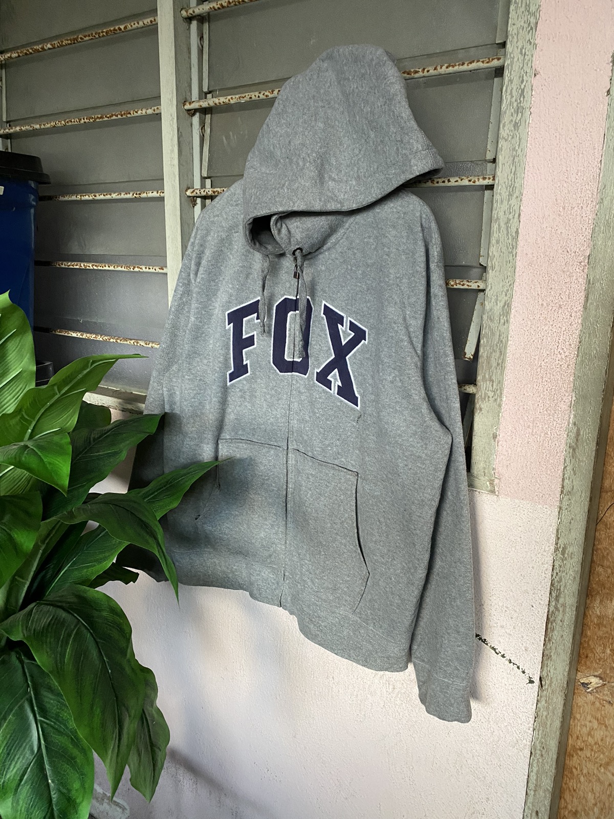 Sports Specialties - 🔥 STEALS 🔥 FOX Embroidery Spellout Fleece Hoodies - 1