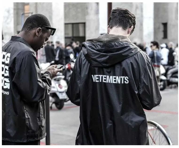 🔥Vetements 2017 Rain Coat - 1