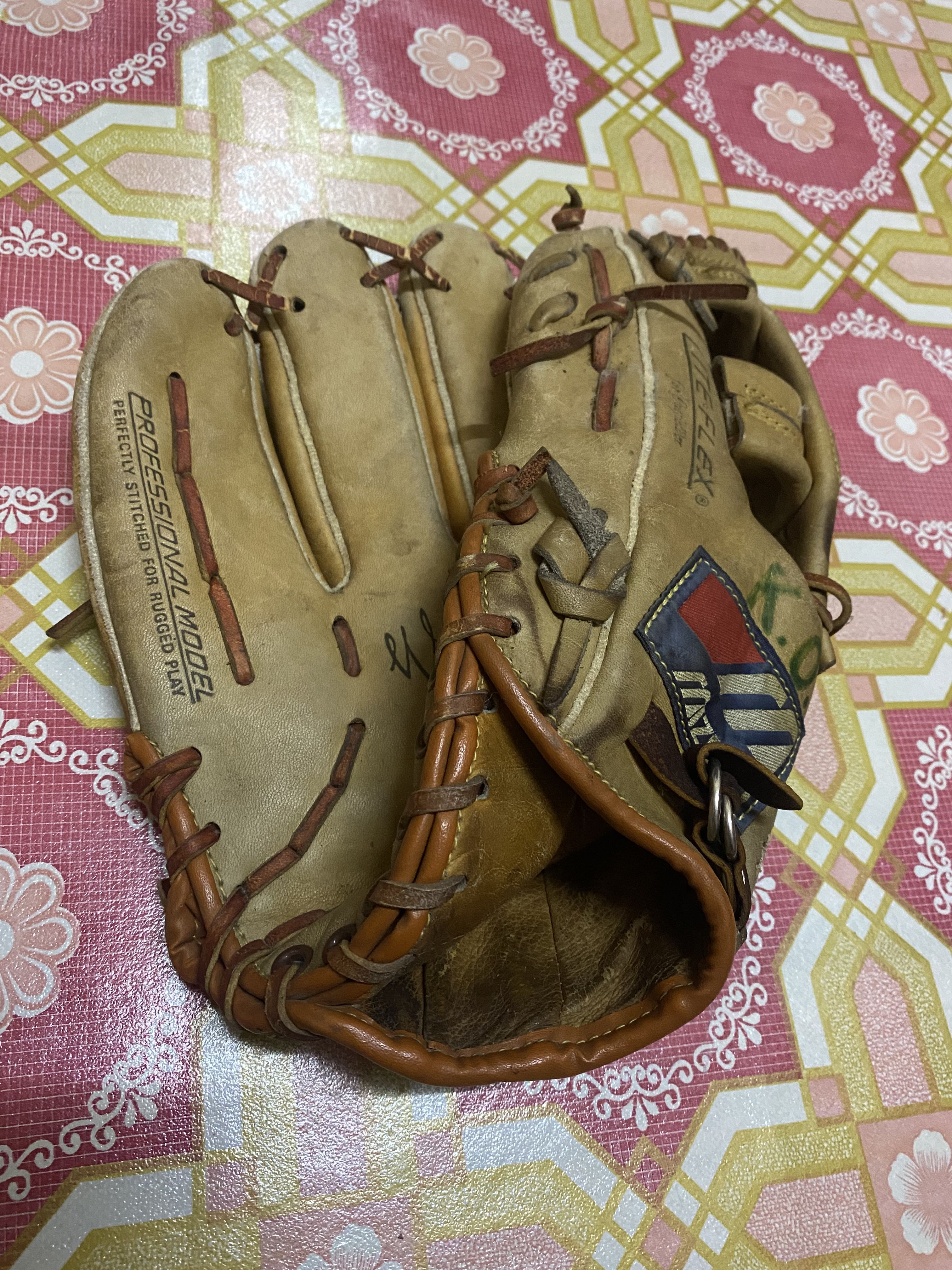 Mizuno Gloves Baseball  - 8