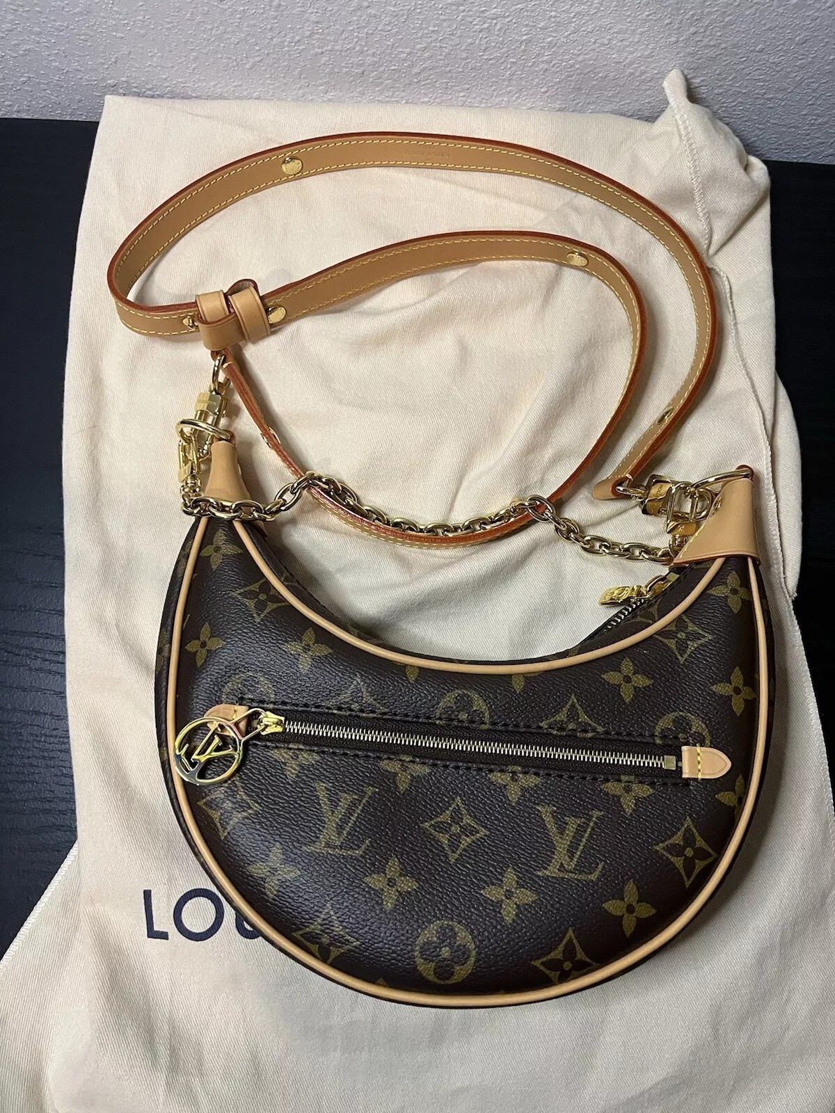 Louis Vuitton Loop Handbag Monogram Canvas 100% Authentic - 1