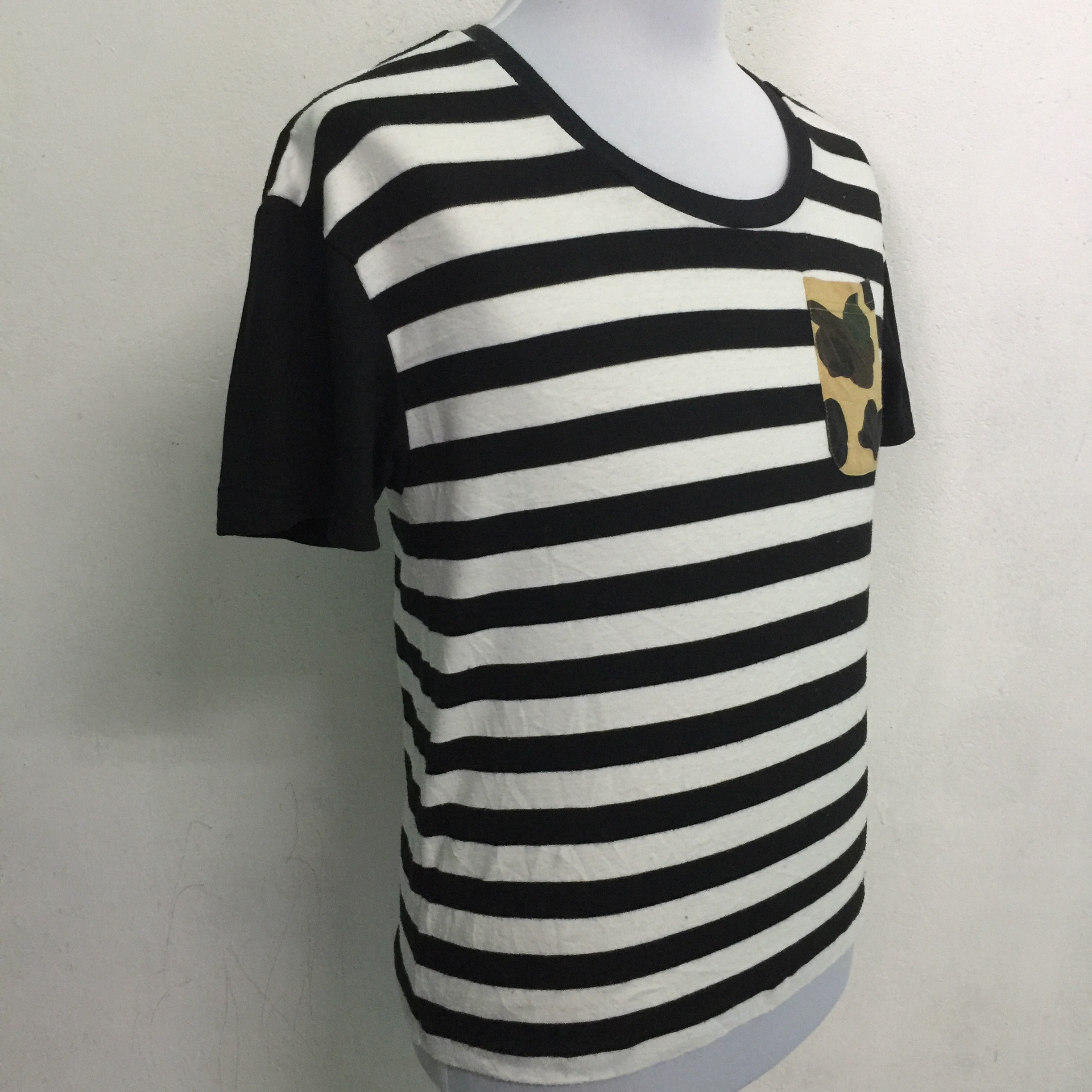 A bathing ape tshirt - 3
