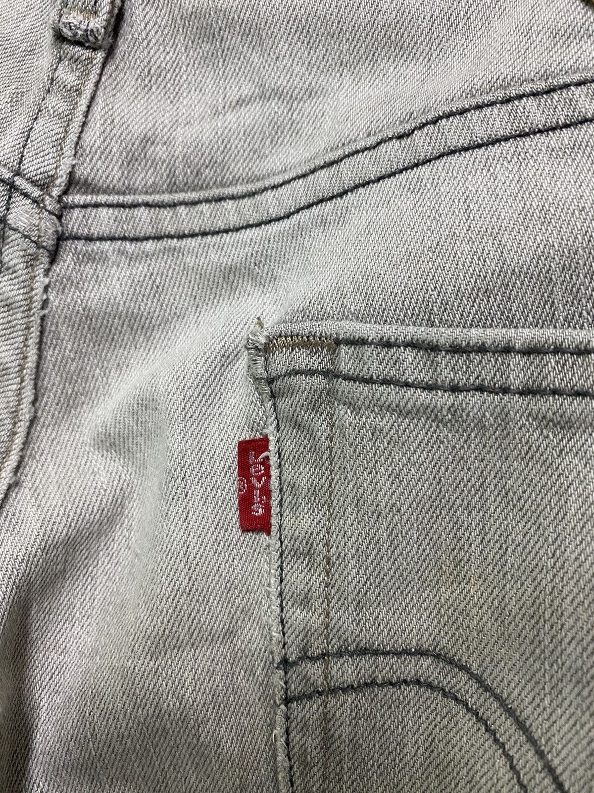 Vintage LEVIS 514 Slim Straight Grey Distressed Jean - L40 - 10