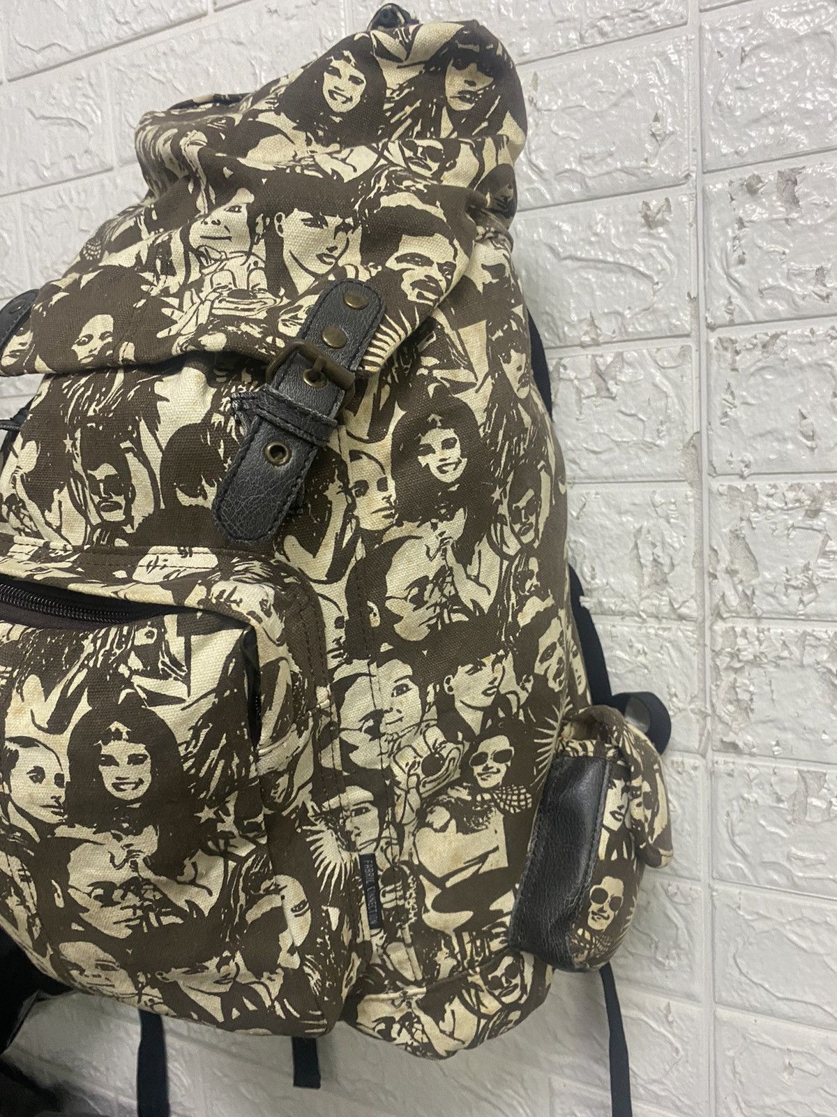 Face Pictures Backpack - 3