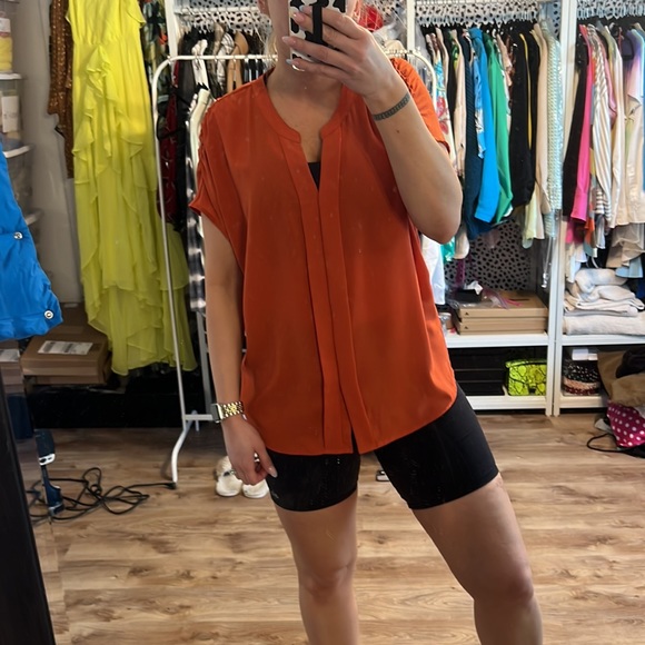 Kut from the Kloth Burnt Orange Drapey Top - 10