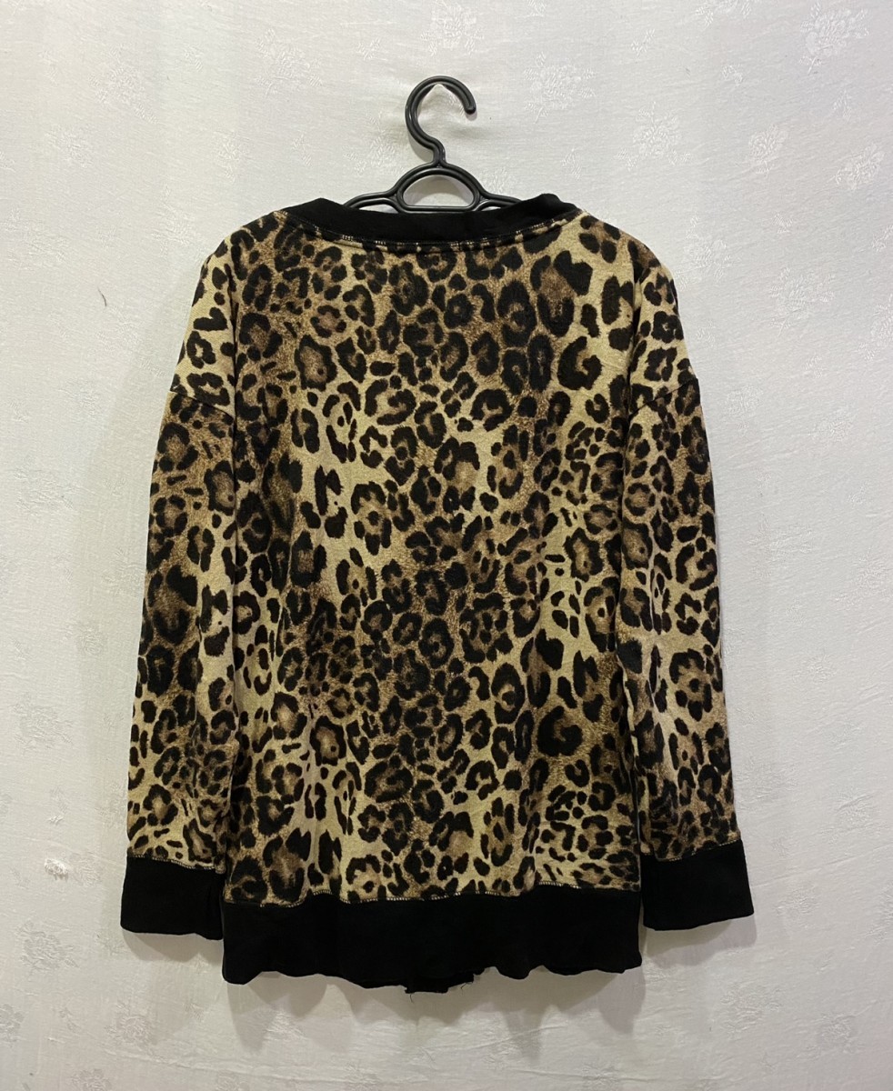 Cardigan - One Way Leopard Print Cardigan - 2