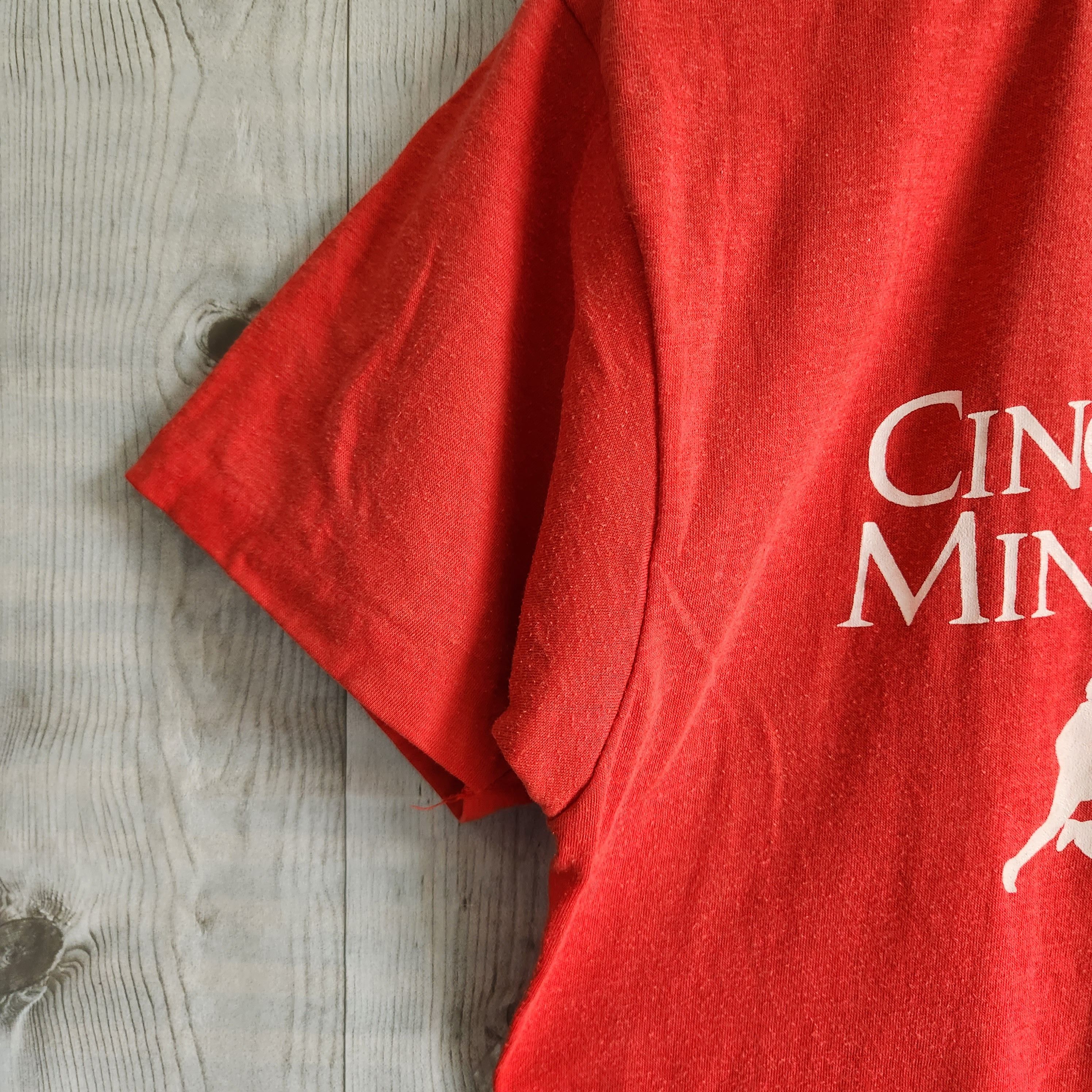 Vintage Cincinnati Heart Mini-Marathon TShirt 1980s - 12