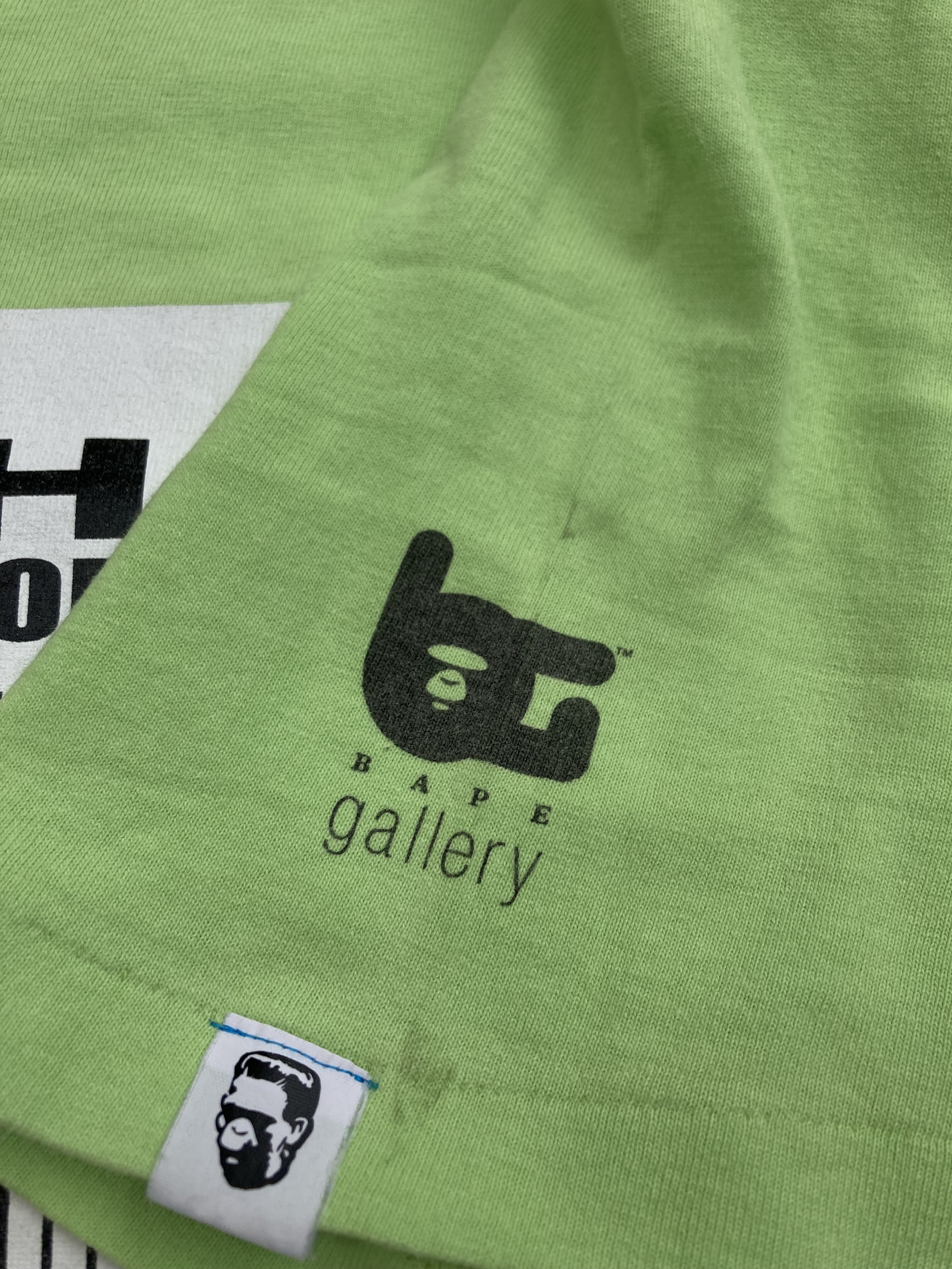 Vintage 2002 Bape Gallery x Stash Tee - 9