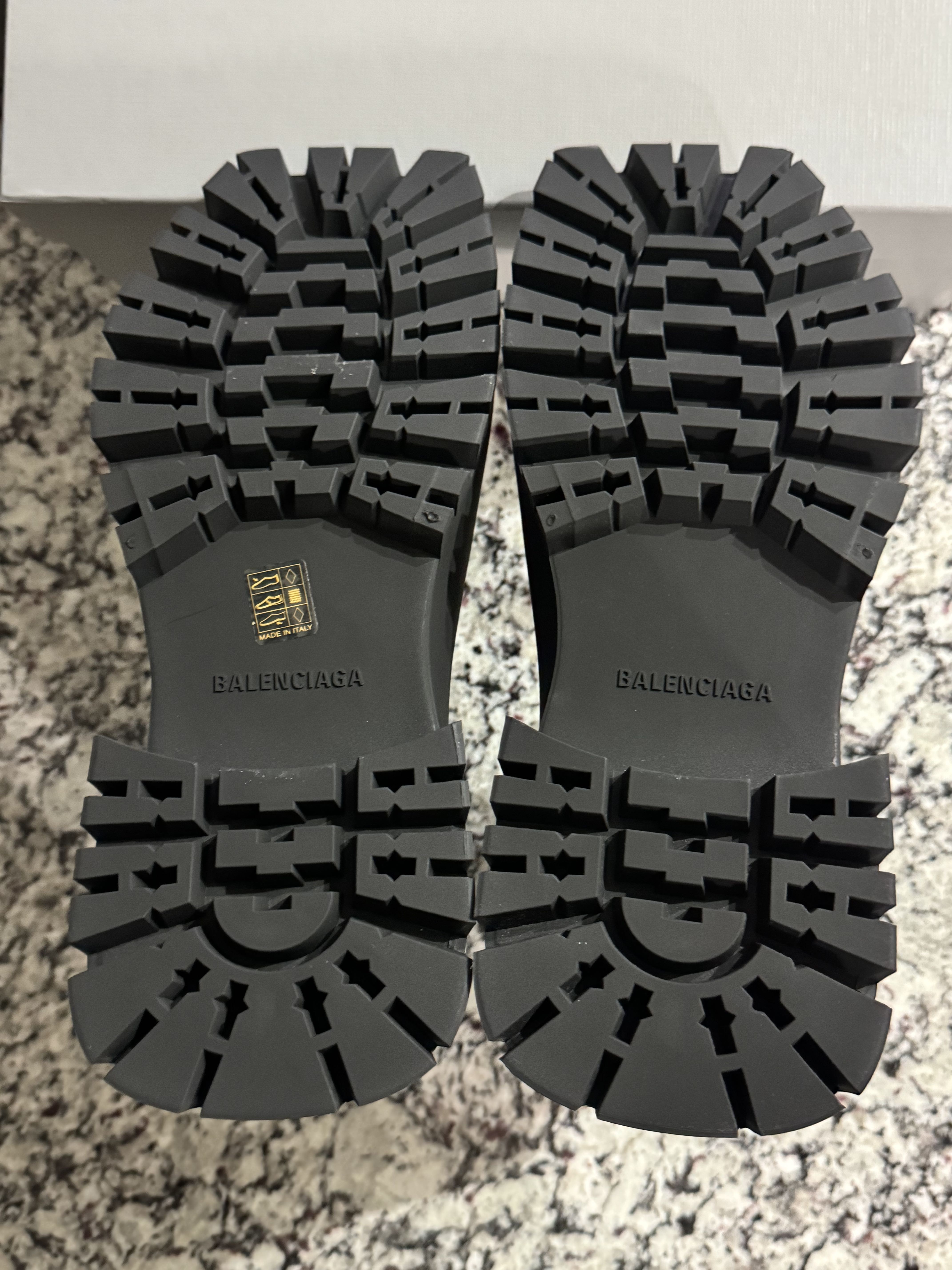 BALENCIAGA Balenciaga Trooper Boot Black | twizzyrich000