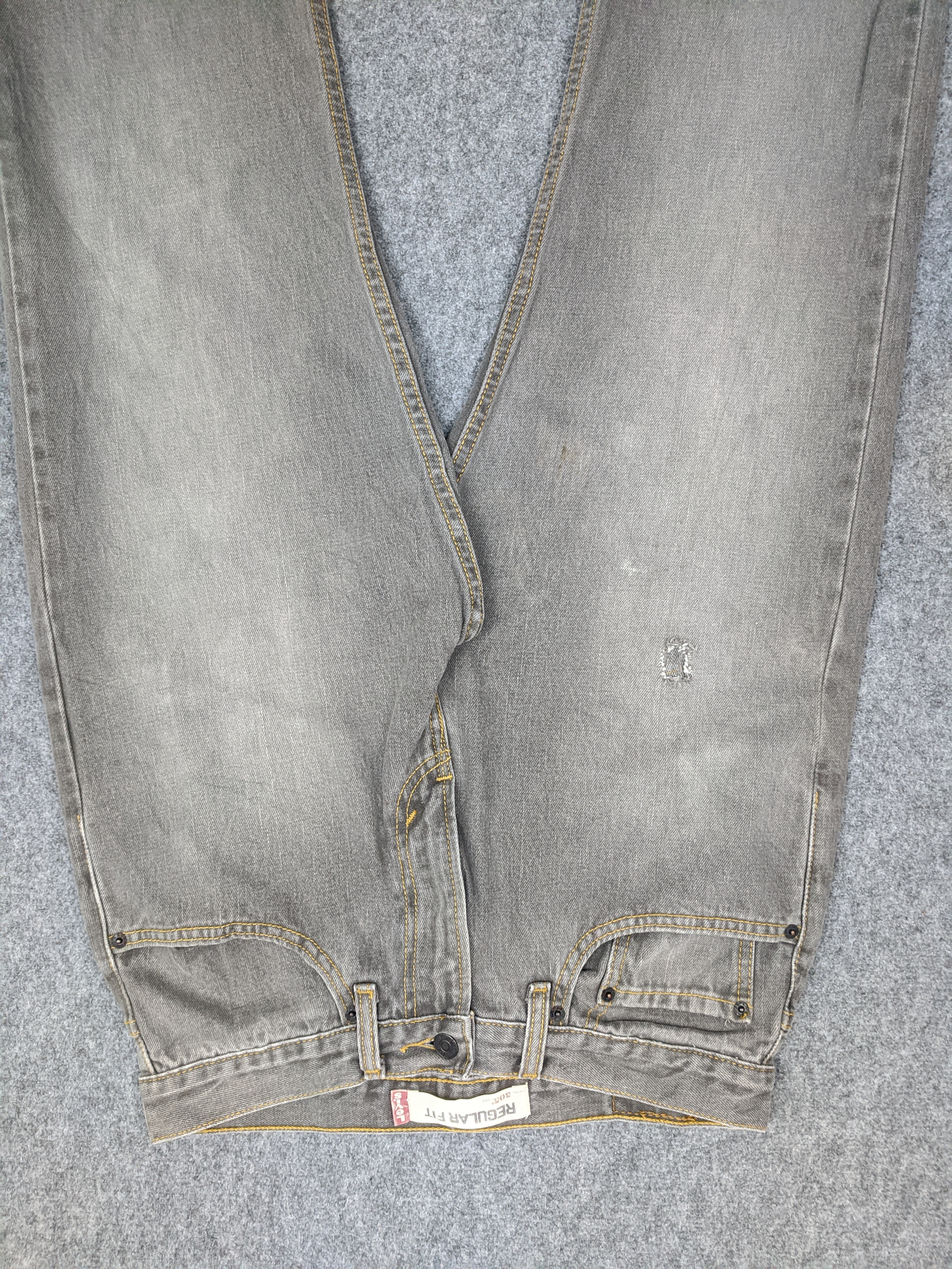 Vintage - Vintage Sun Faded Black Levis 505 Jeans - 2