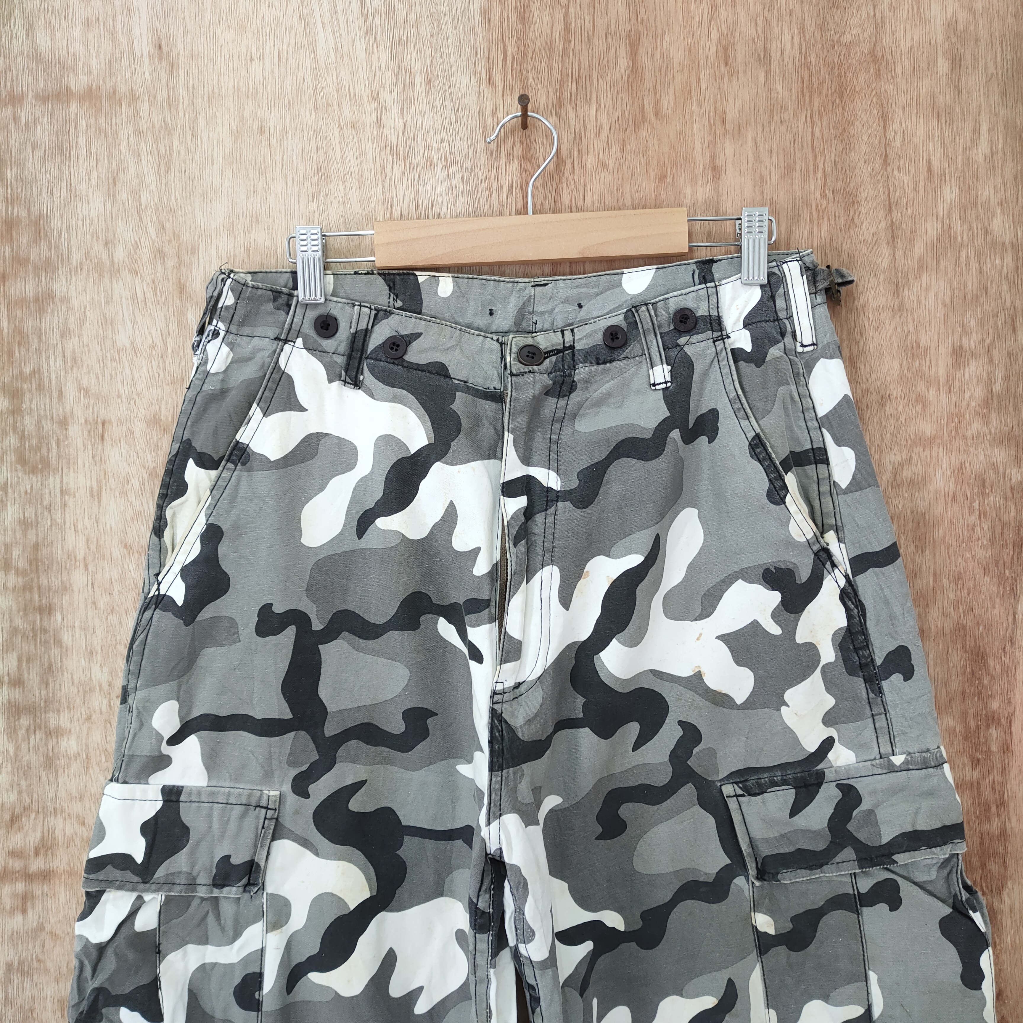 Military - DOG HOUSE CAMO FADED CARGO PANTS - 6