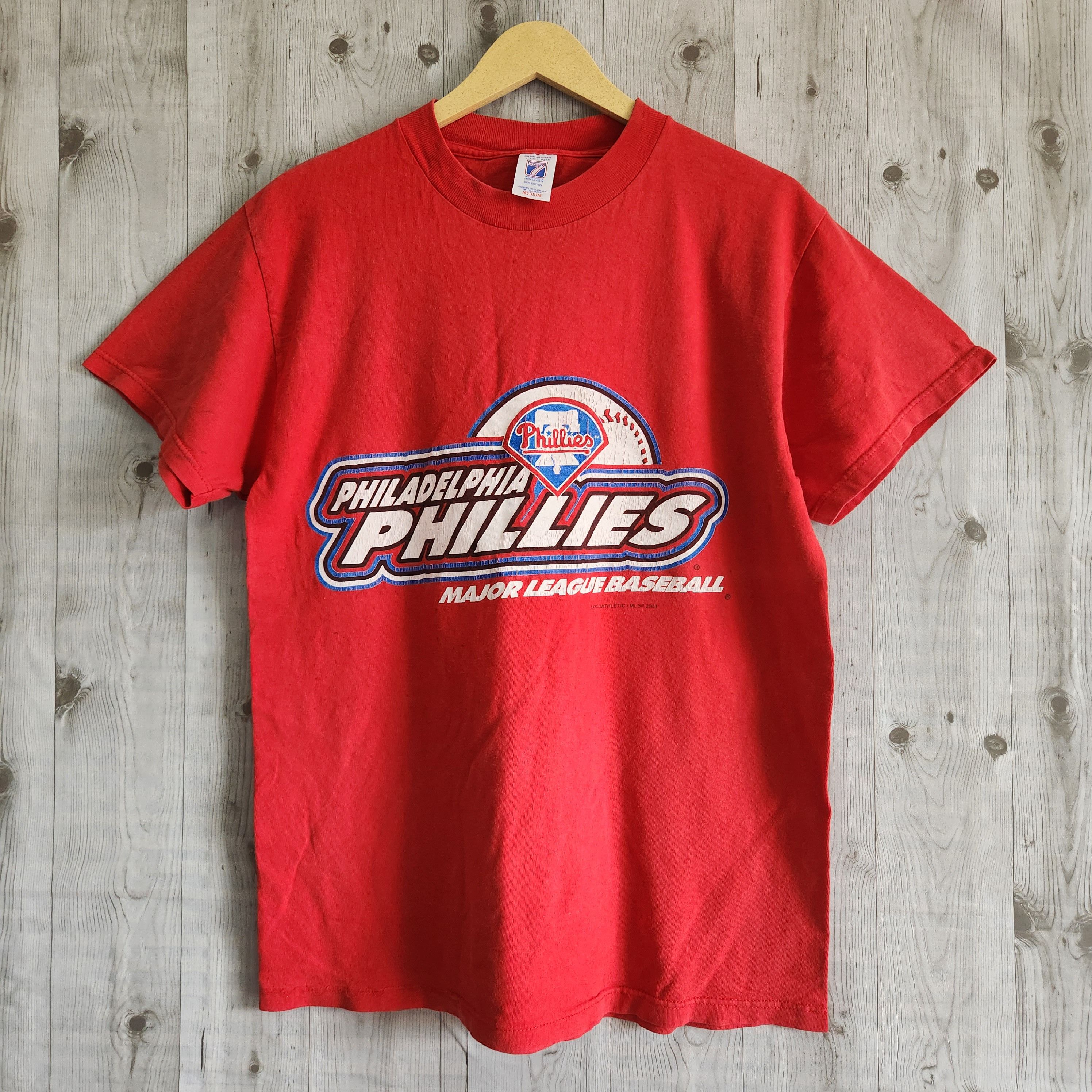 Vintage Philadelphia MLB Phillies Logo 7 Copyright 2000 - 1