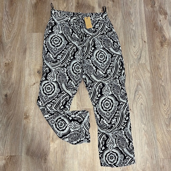 Surf Gypsy Printed Beach Pants - 2