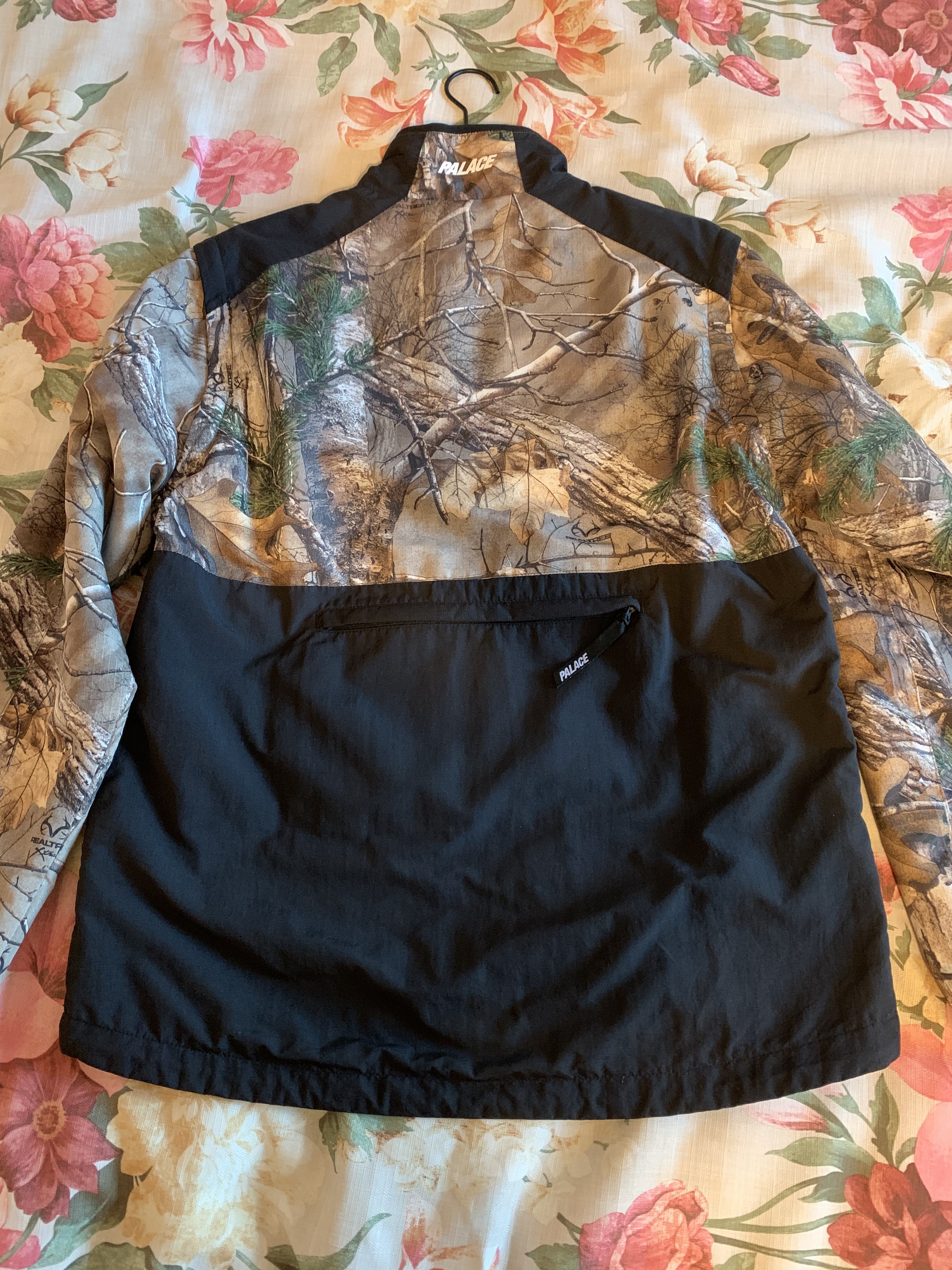 Palace Zip Off Shell Top - Real Tree - 4