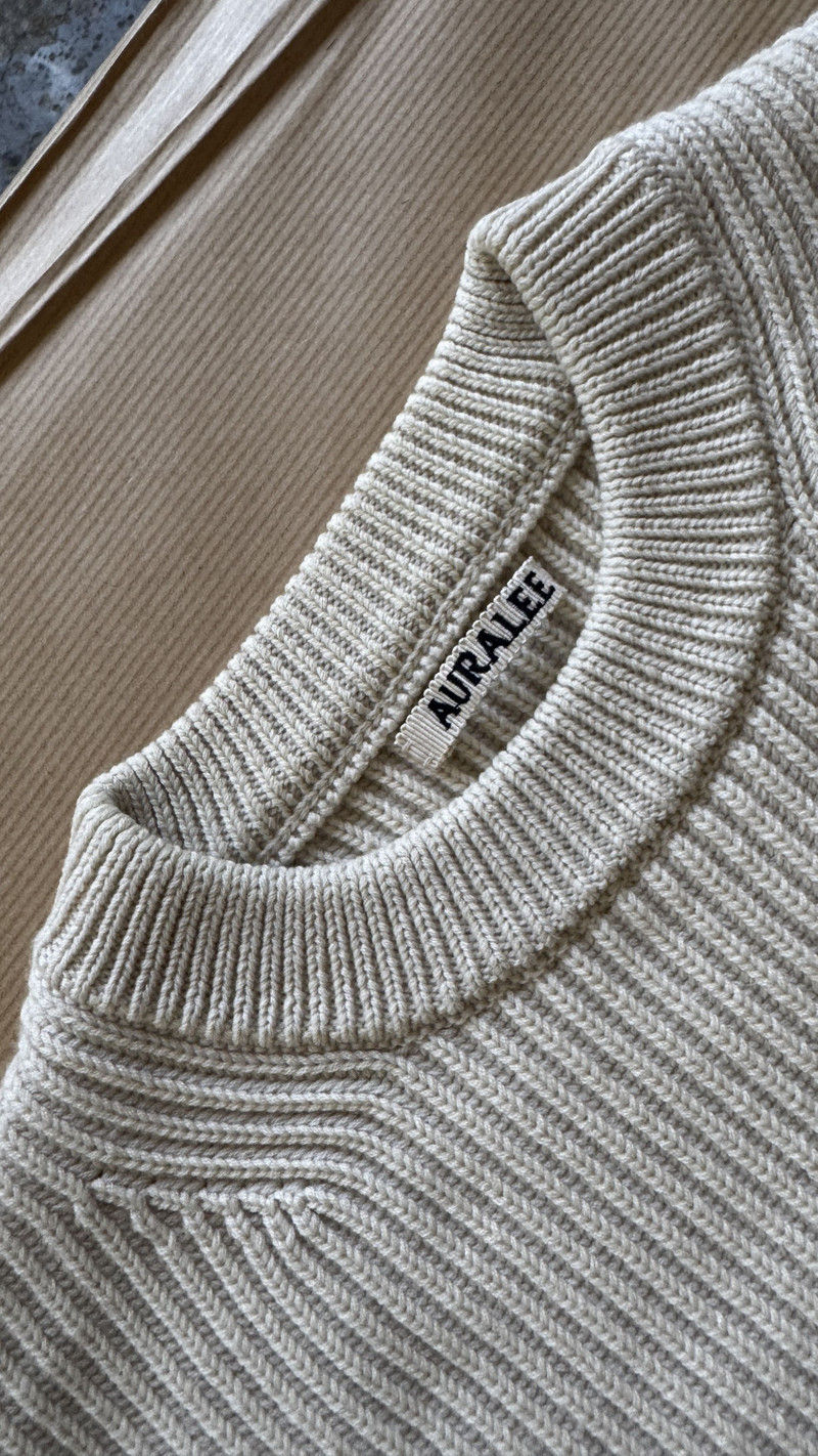 aa . 4 . as new . SUPER FINE WOOL RIB KNIT BIG P/O .A6AP01RK - 1
