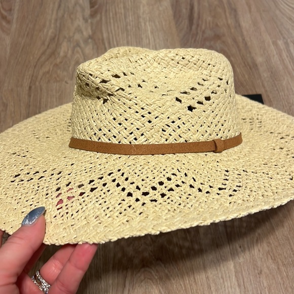 Lulu's - Lulus Bright Day Beauty Beige Woven Straw Fedora Hat - 4