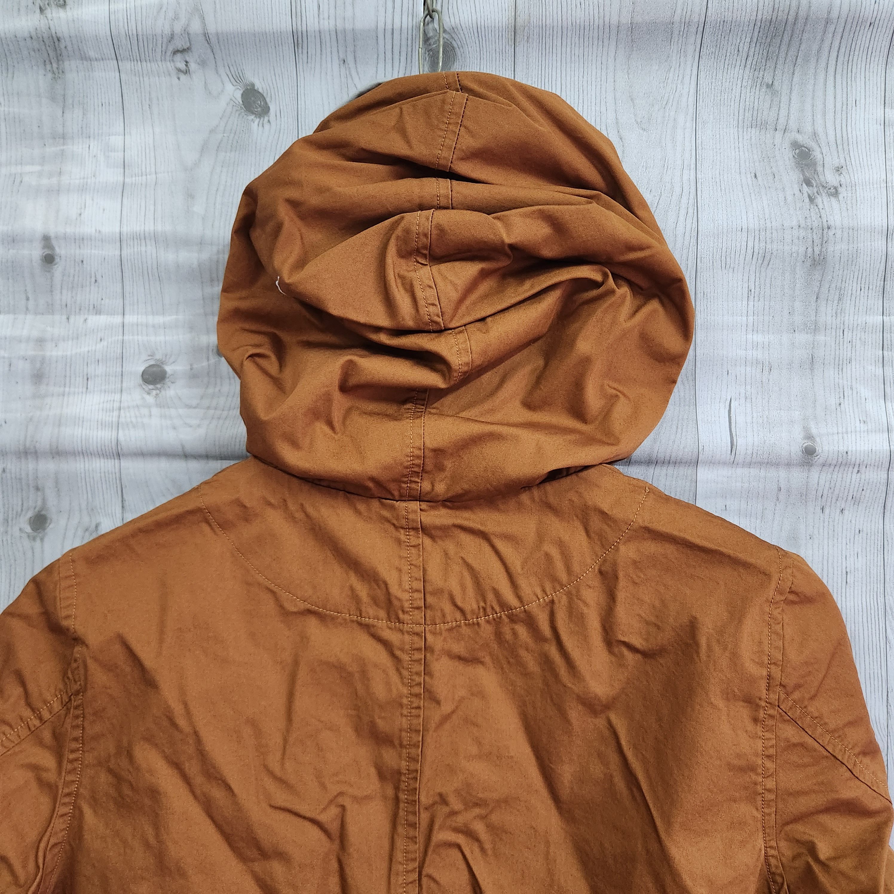 Undercover X Uniqlo Light Nylon Hooded Jacket Waterproof - 7
