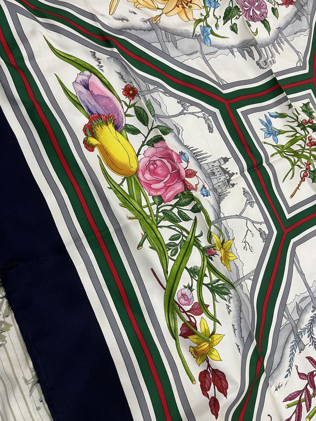 GUCCI SILK SCARF - 3