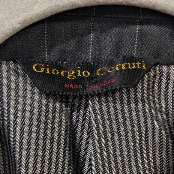 Giorgio Cerruti Italian Gray Pinstripe High Twist Microtech Suit Jacket 42 Long - 5