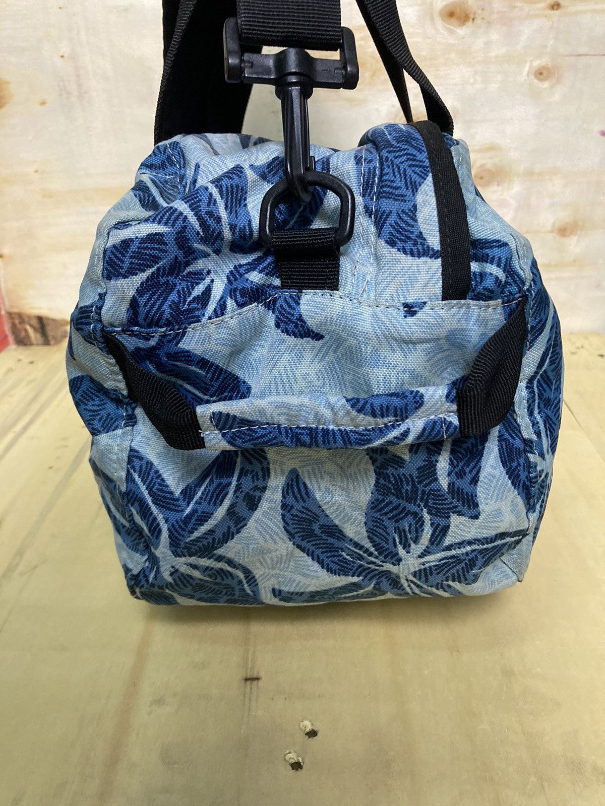 Columbia Floral Duffle Travel Bag - 3