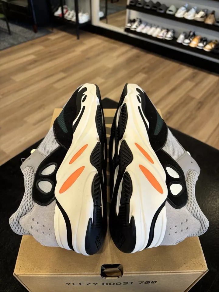 adidas Yeezy Boost 700 Wave Runner - 4