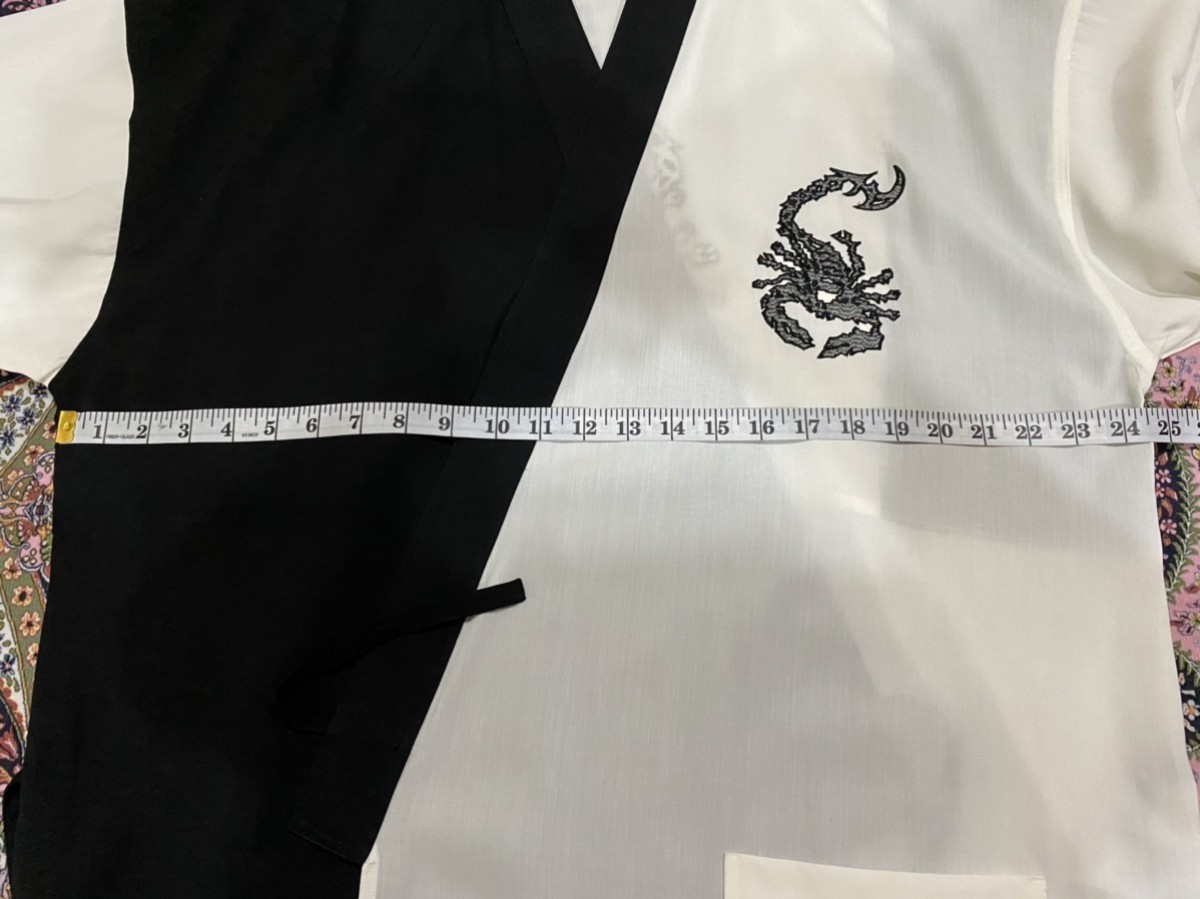 Japanese Brand - Modern Kimono Cardigan Embroidery Scorpion Logo - 21