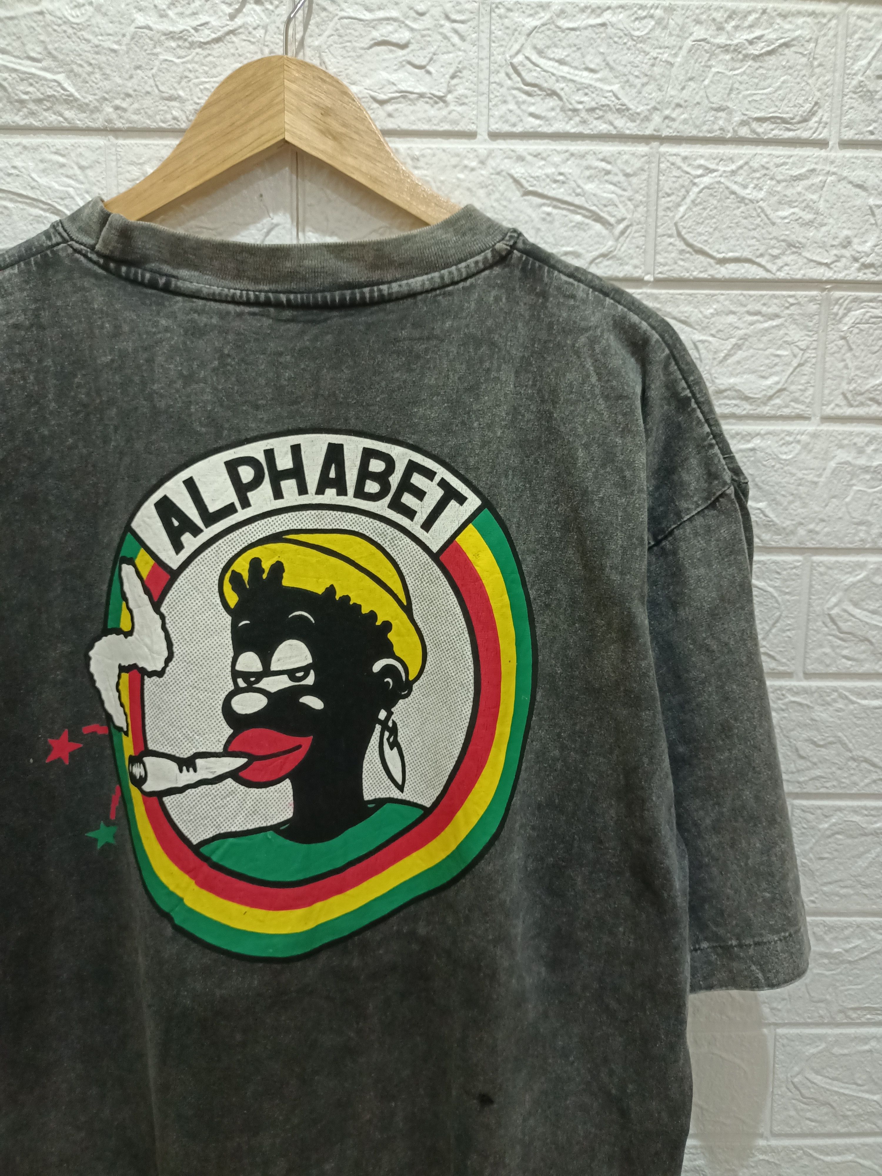 Vintage 90s ALPHABET Reggae Rasta Back Hit Printed Tee - 5