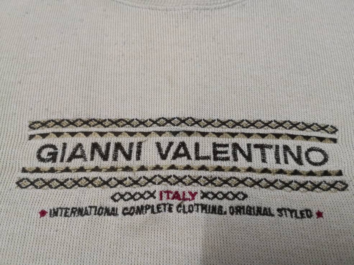 Gianni - Embroidered Spellout Logo - 3