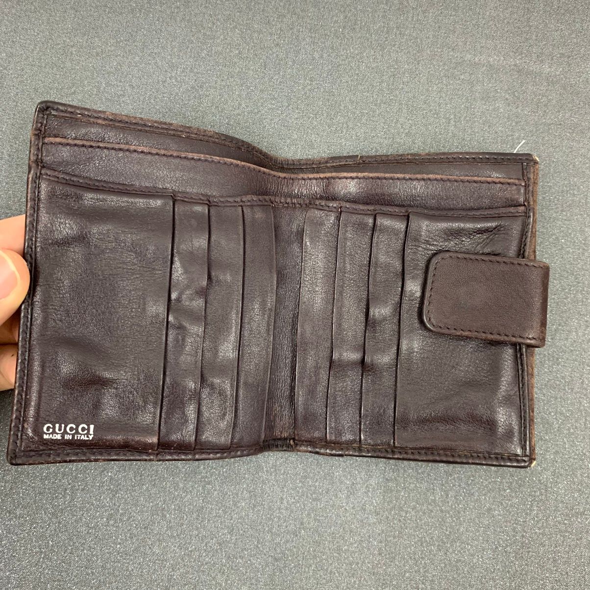Thrashed Gucci Leather Wallet - 4