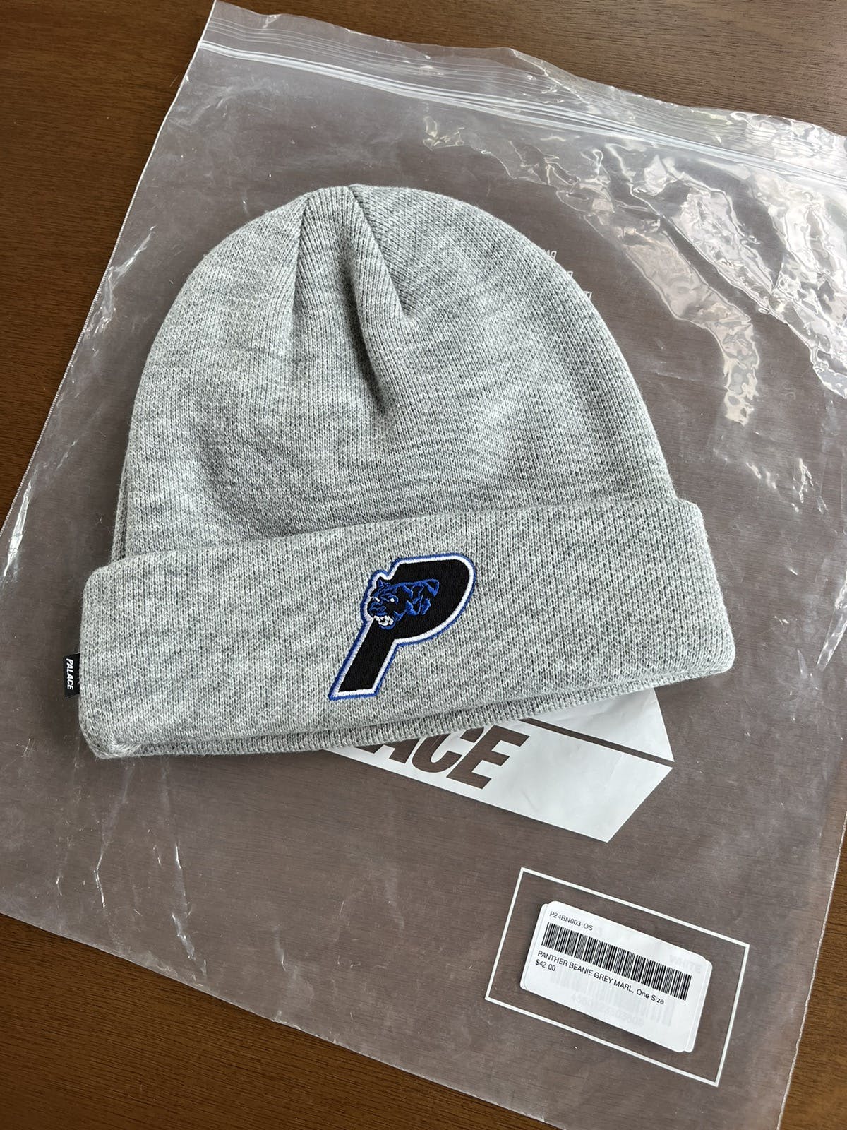 Palace Panther Beanie SS23 Grey Mark - 1