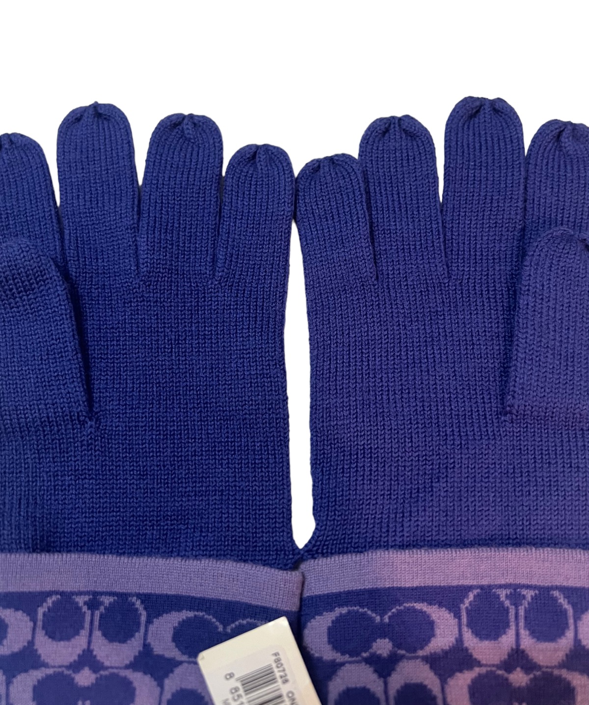 Coach - COACH ( NEW OLD STOCK ) (NOS) SIGNATURE KNIT TECH GLOVES - 6