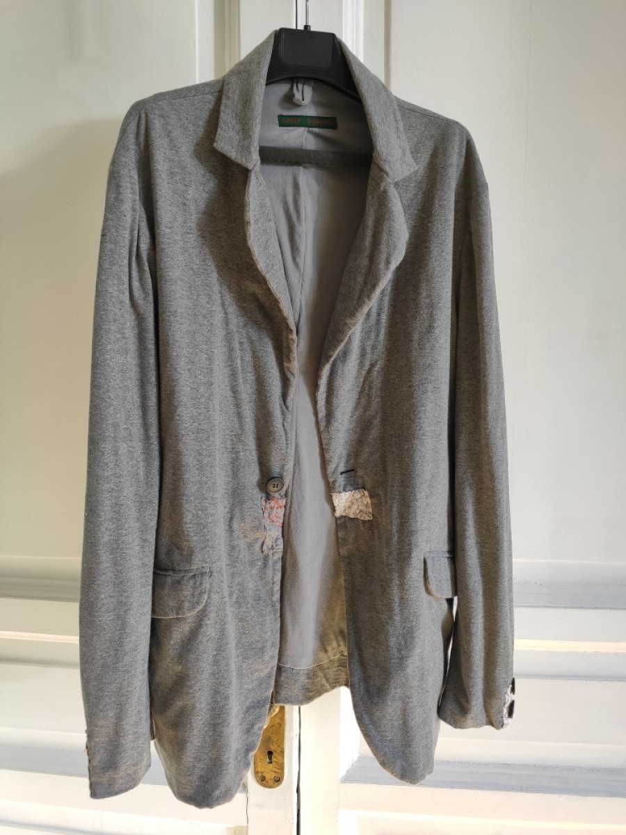 Casey Casey - Light jacket or blazer.like Paul Harnden or Elena Dawson - 2