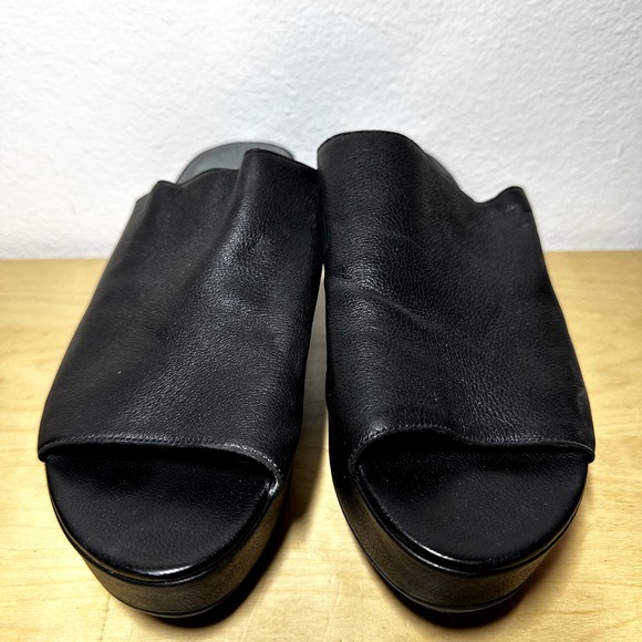 Stuart Weitzman Muletrain Wedge Sandals Leather Platform Wide Strap Black 9M - 5
