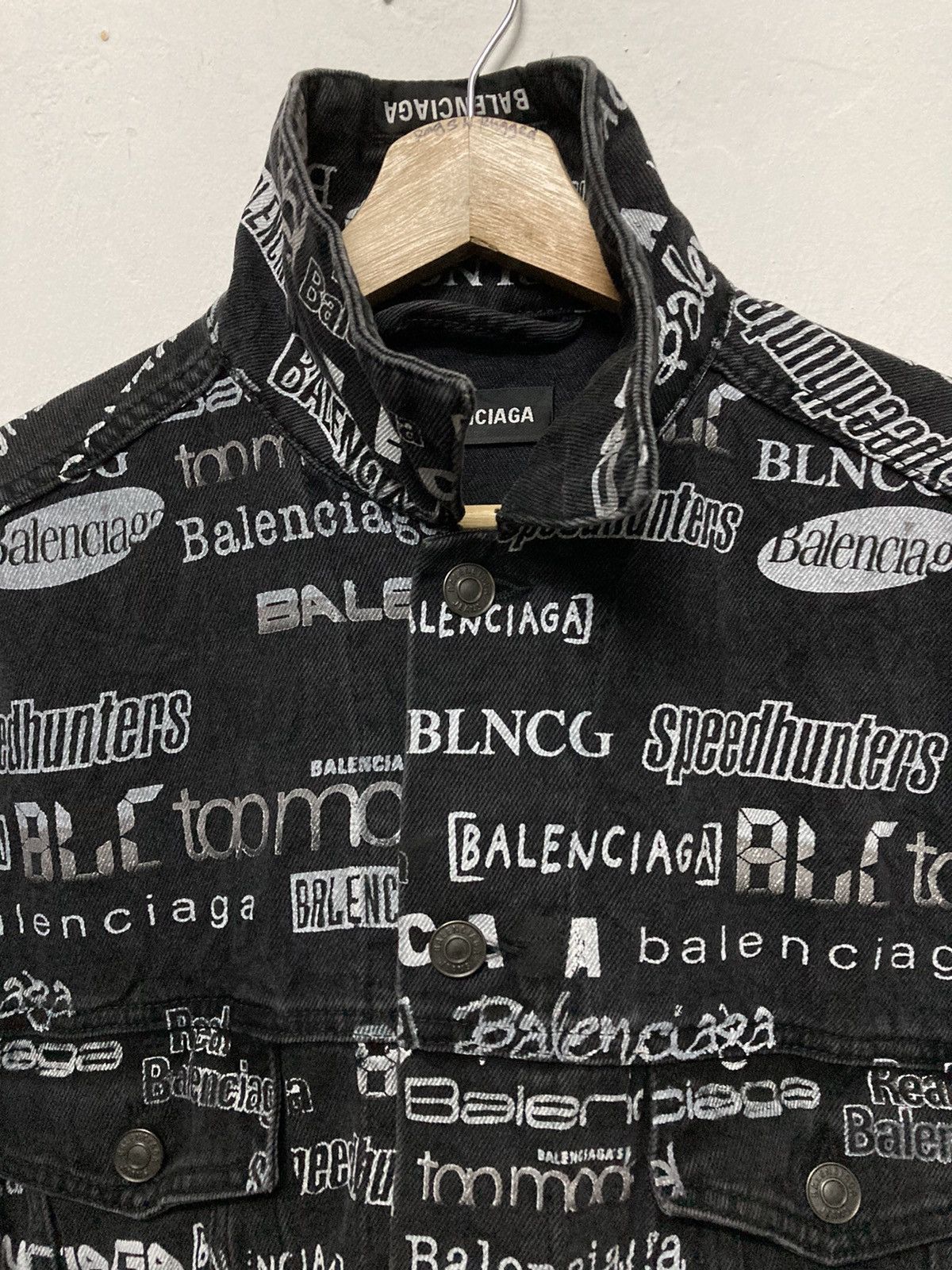 Authentic Balenciaga All Over Logo Printed Denim Jacket - 9