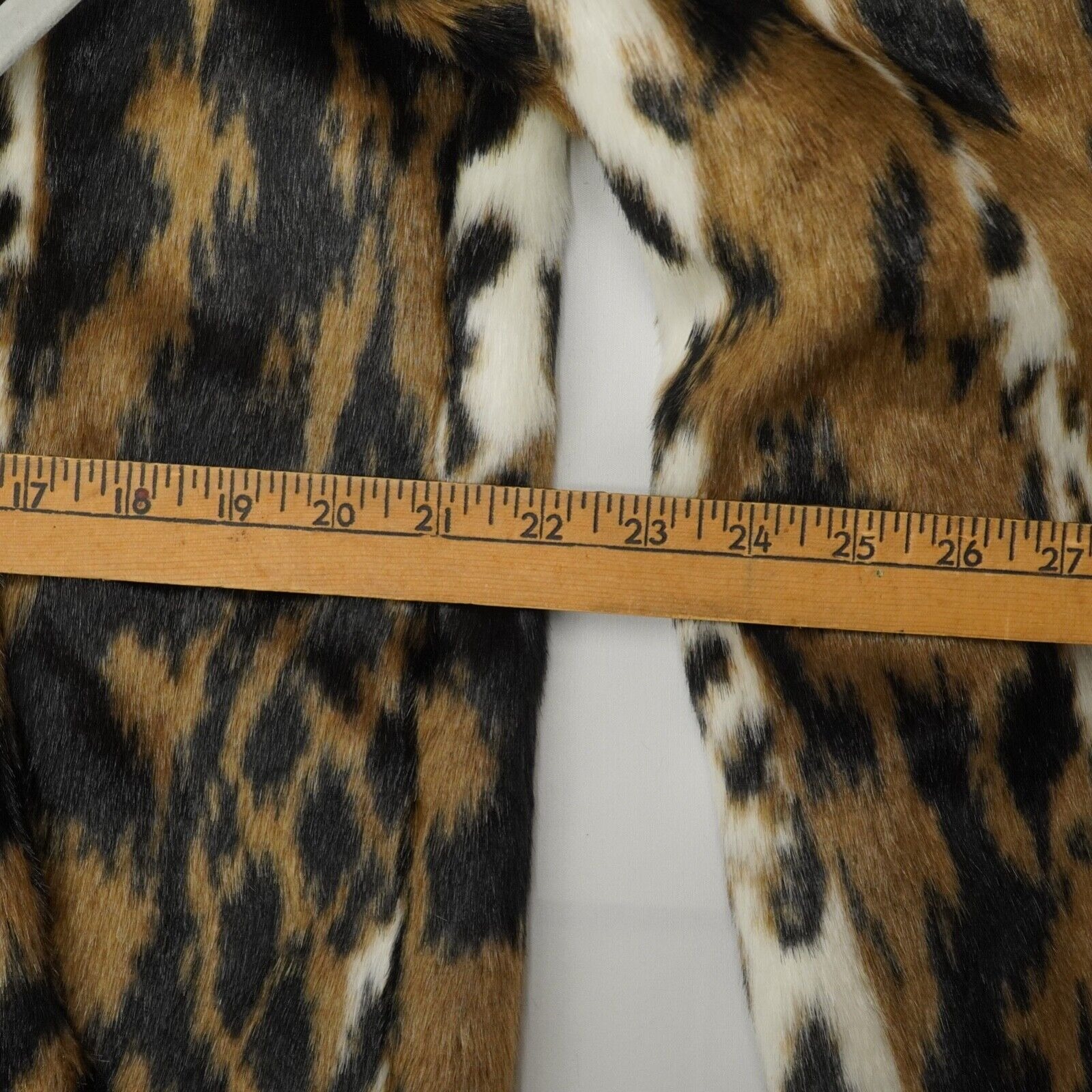 Neil Barrett Leopard Jacket Coat Tan and White Faux-Fur Eco - 19