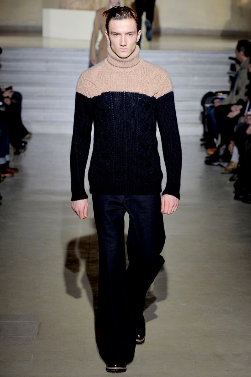 GRAIL! White/black turtleneck alpaca sweater FW11 - 2