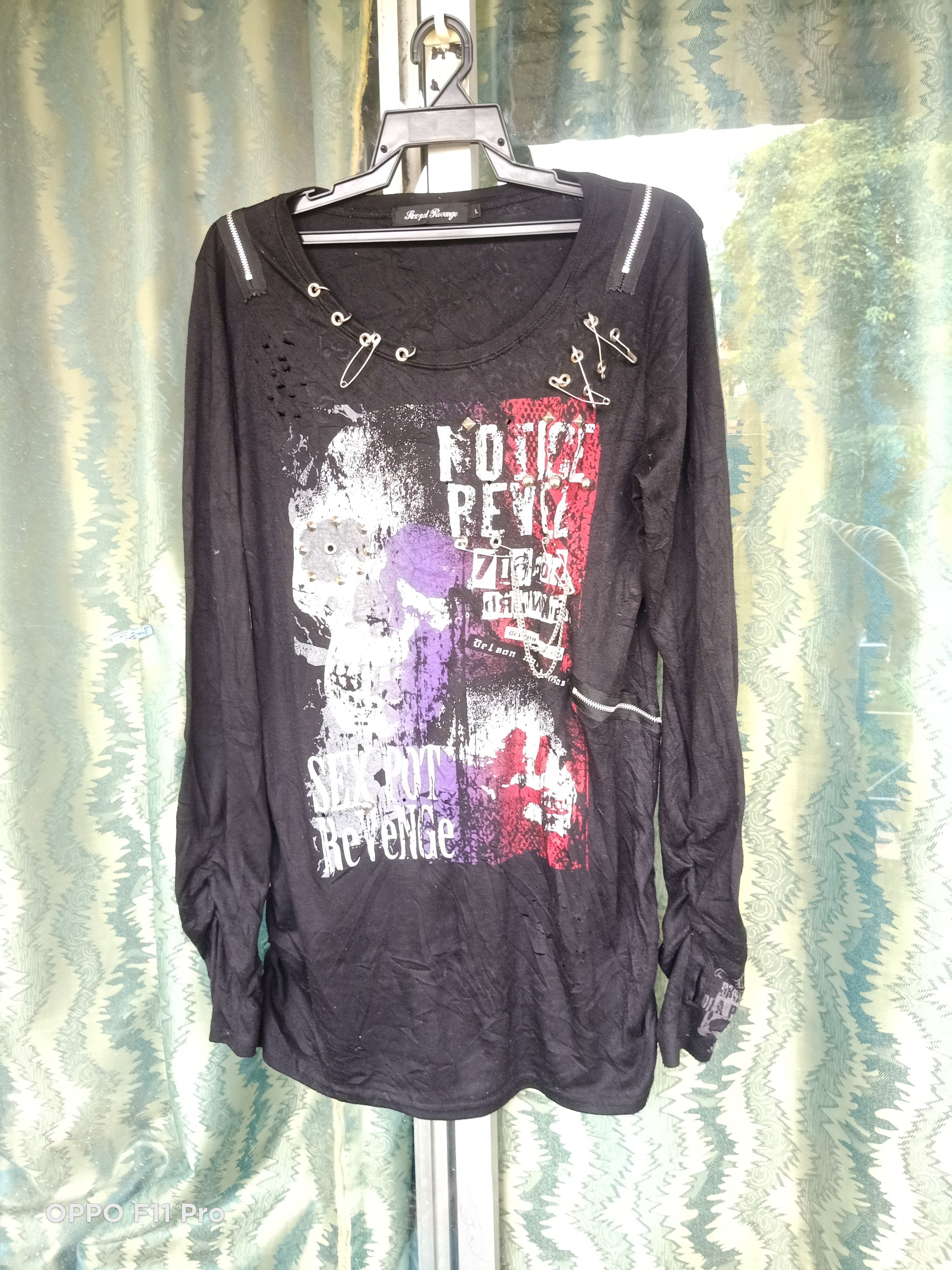 Archival Clothing - Sex Pot Revenge Rocker Distressed Stretched Punk Tee - 1