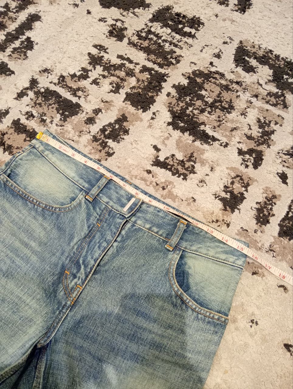 🔥RARE🔥Givenchy Distressed Look Jeans - 7