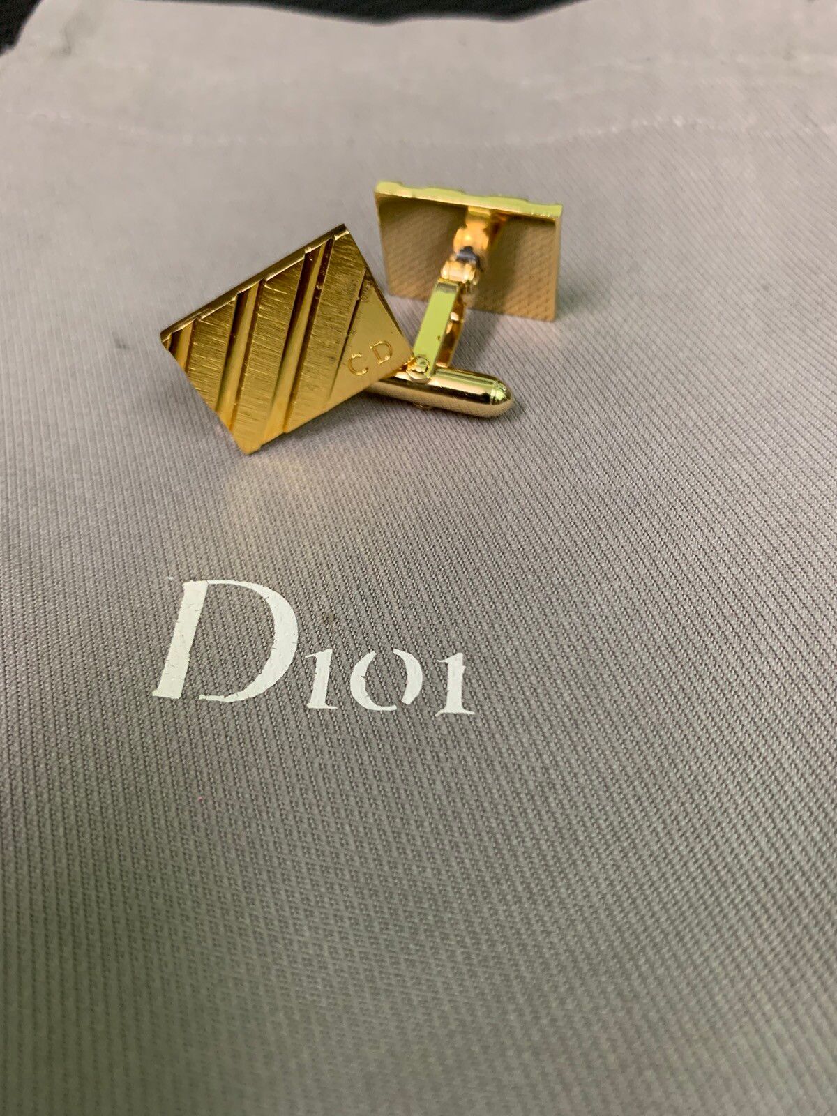 Luxury - Christian Dior Cufflinks - 1