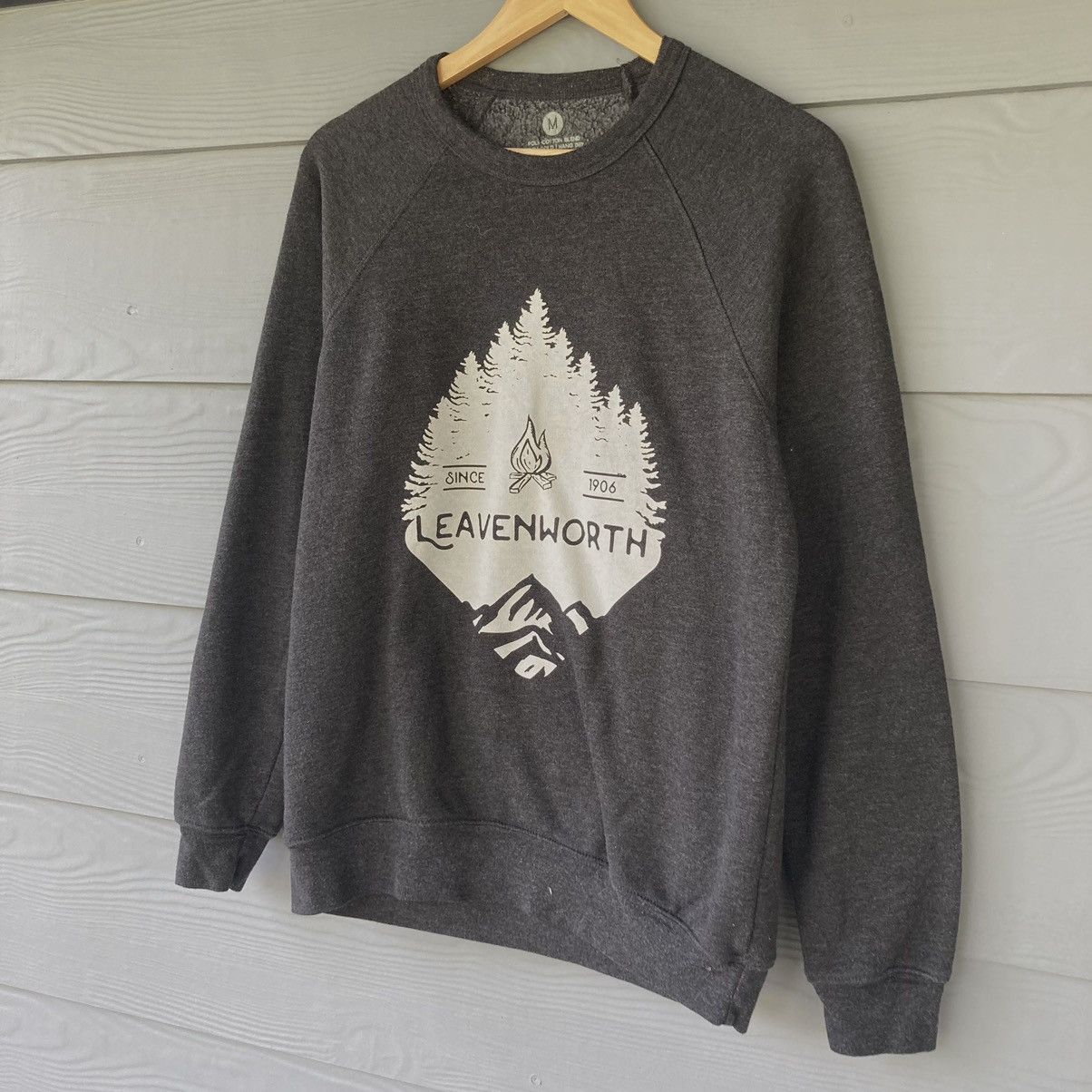 Vintage Leavenworth Grey Sweatshirt Big Logo Crewneck - 3