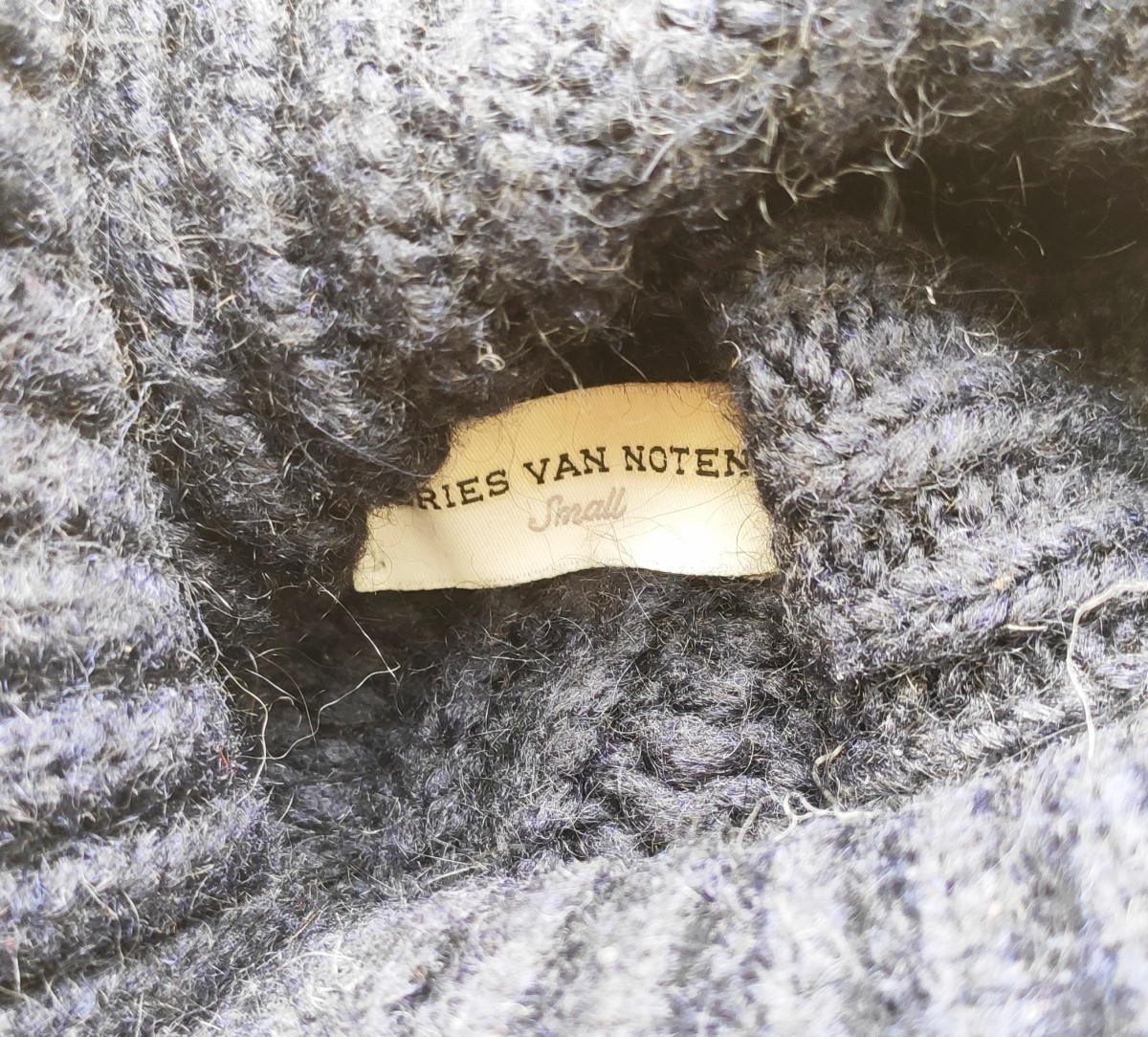 GRAIL! White/black turtleneck alpaca sweater FW11 - 6