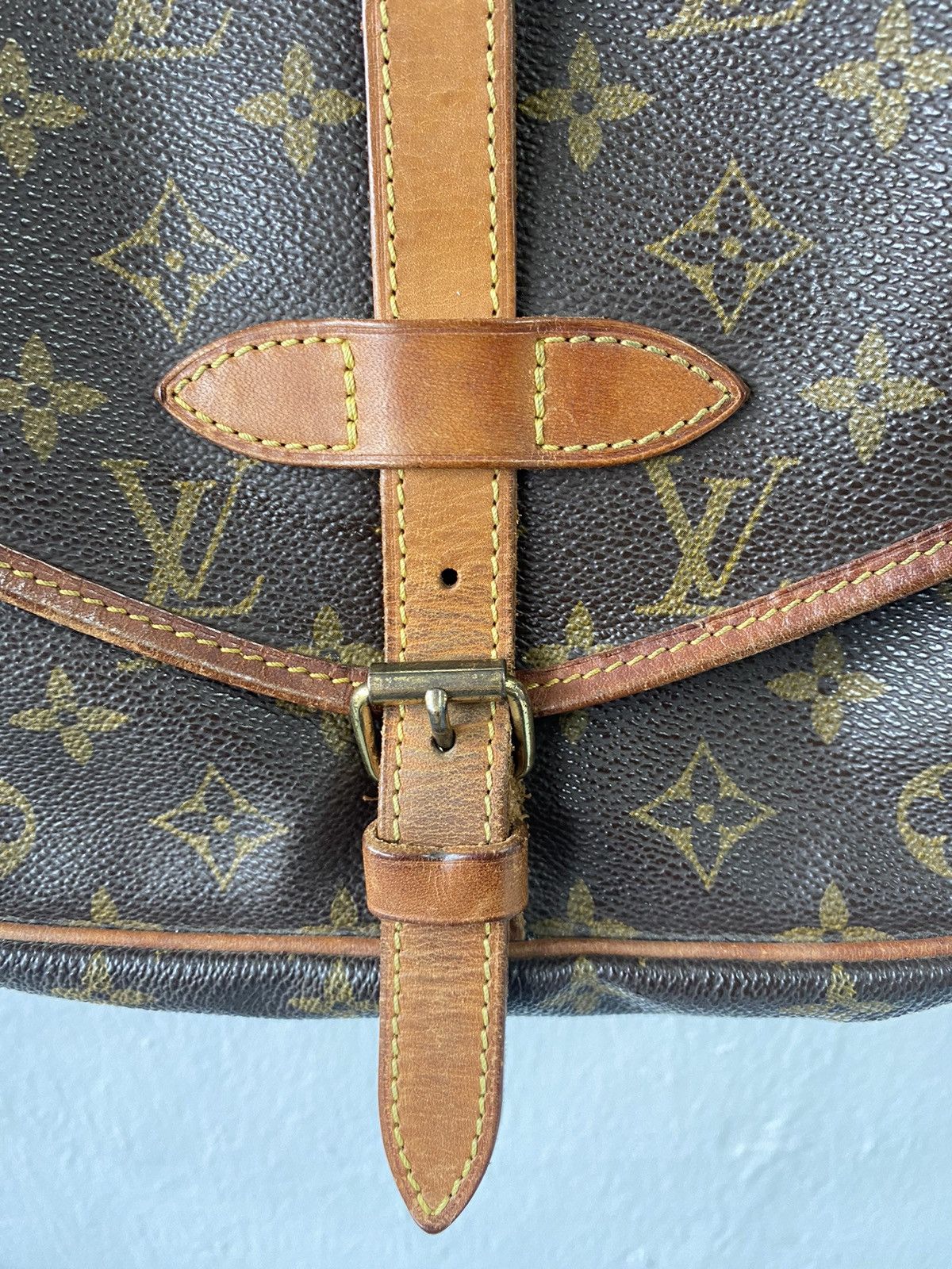 Authentic Louis Vuitton Monogram Saumur 30 Shoulder Bag - 23