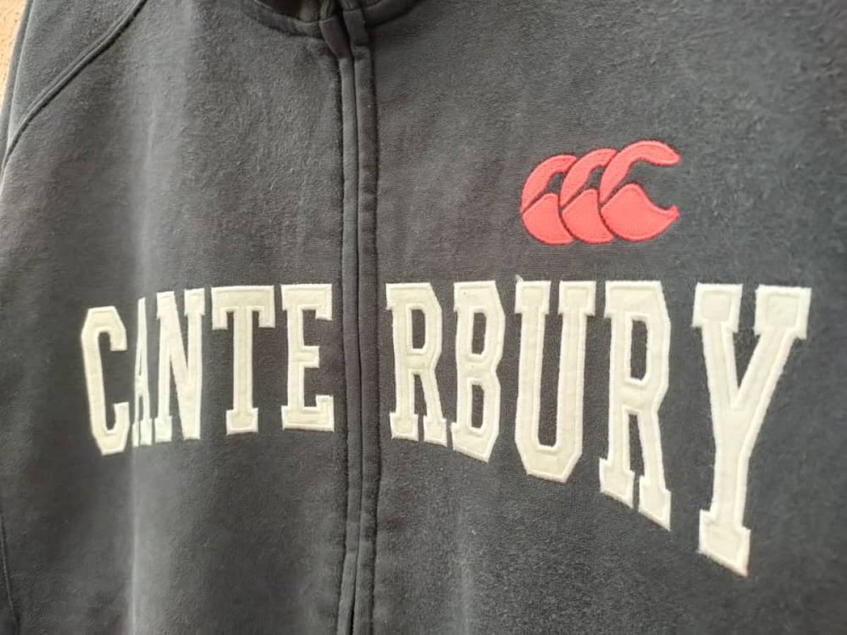 Canterbury Of New Zealand - Canterburry of New Zealand Embroidered Big Logo Sweatshirt - 3
