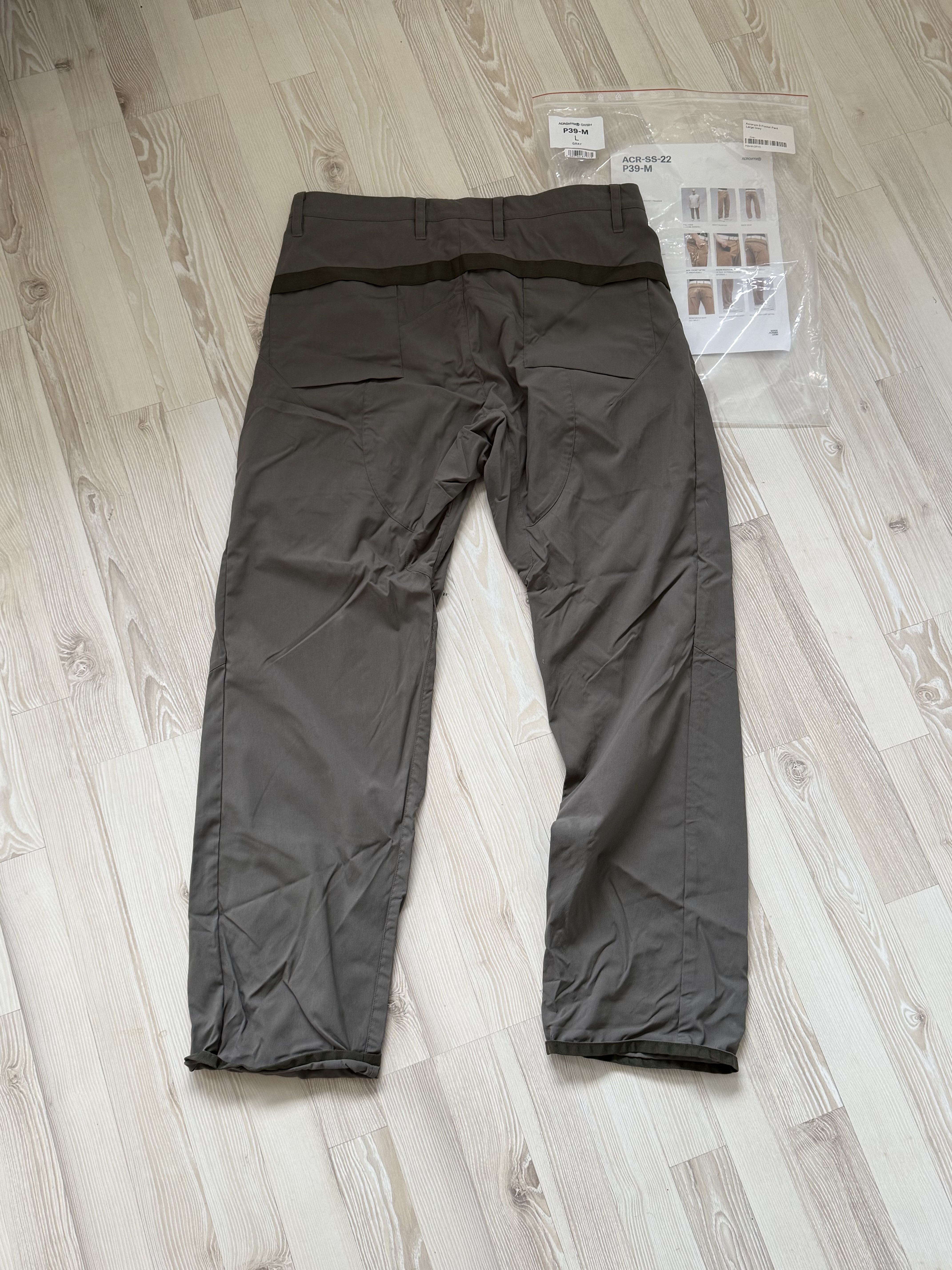 ACRONYM P39-M Grey | joe0 | REVERSIBLE